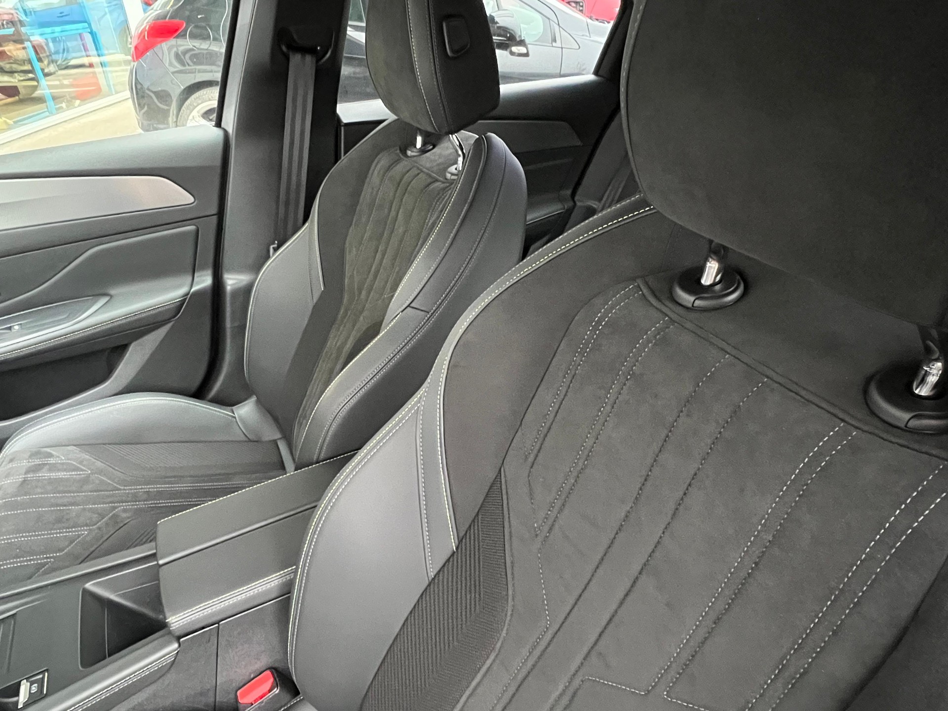 PEUGEOT 308 SW 1.6 PHEV 180 GT-image-14