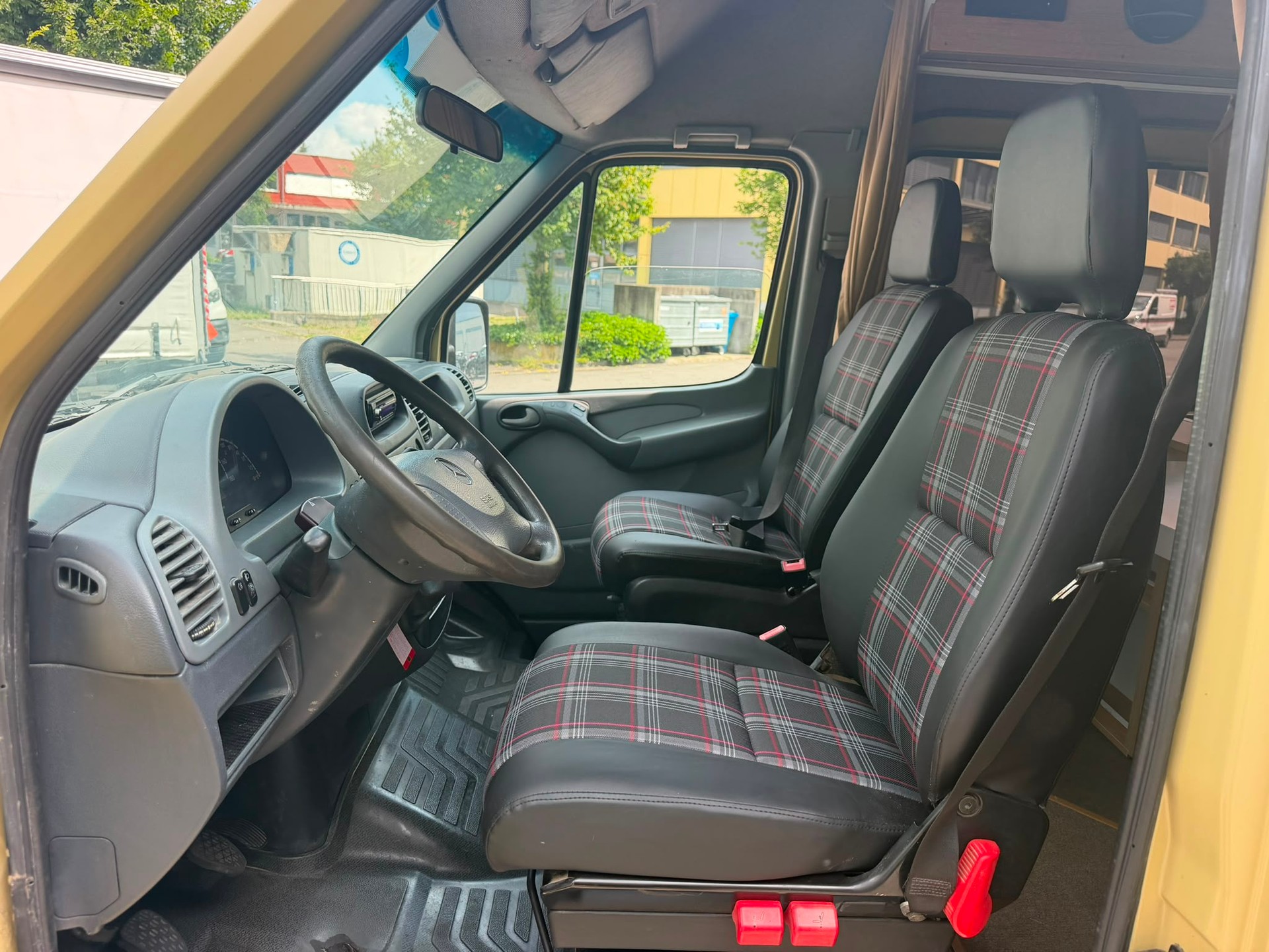 MERCEDES-BENZ Expeditionsfahrzeug 4x4 Klima Manuel XXL-image-11