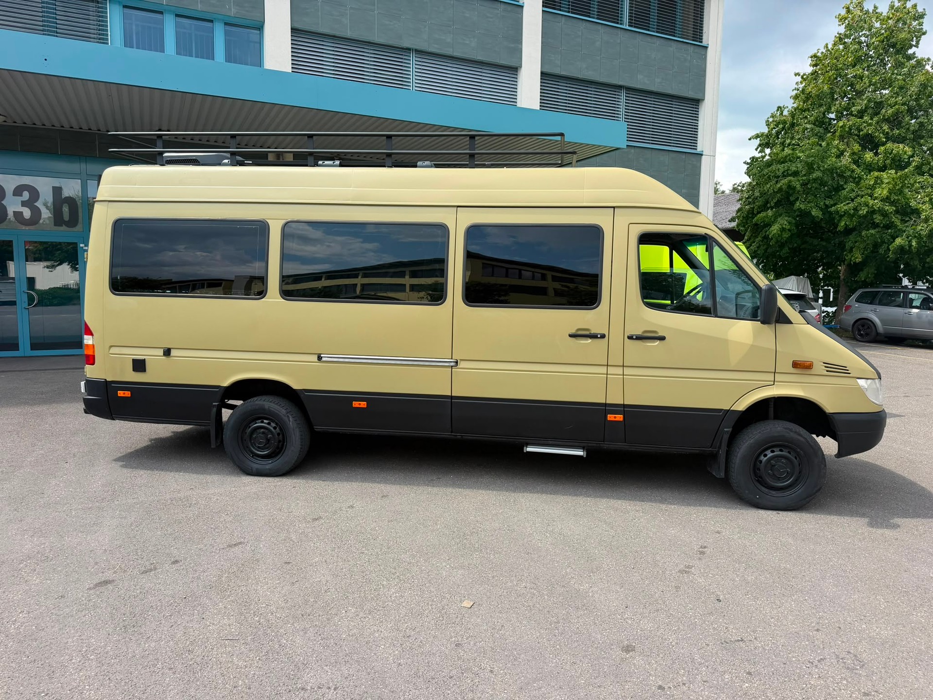 MERCEDES-BENZ Expeditionsfahrzeug 4x4 Klima Manuel XXL-showroom-element-3