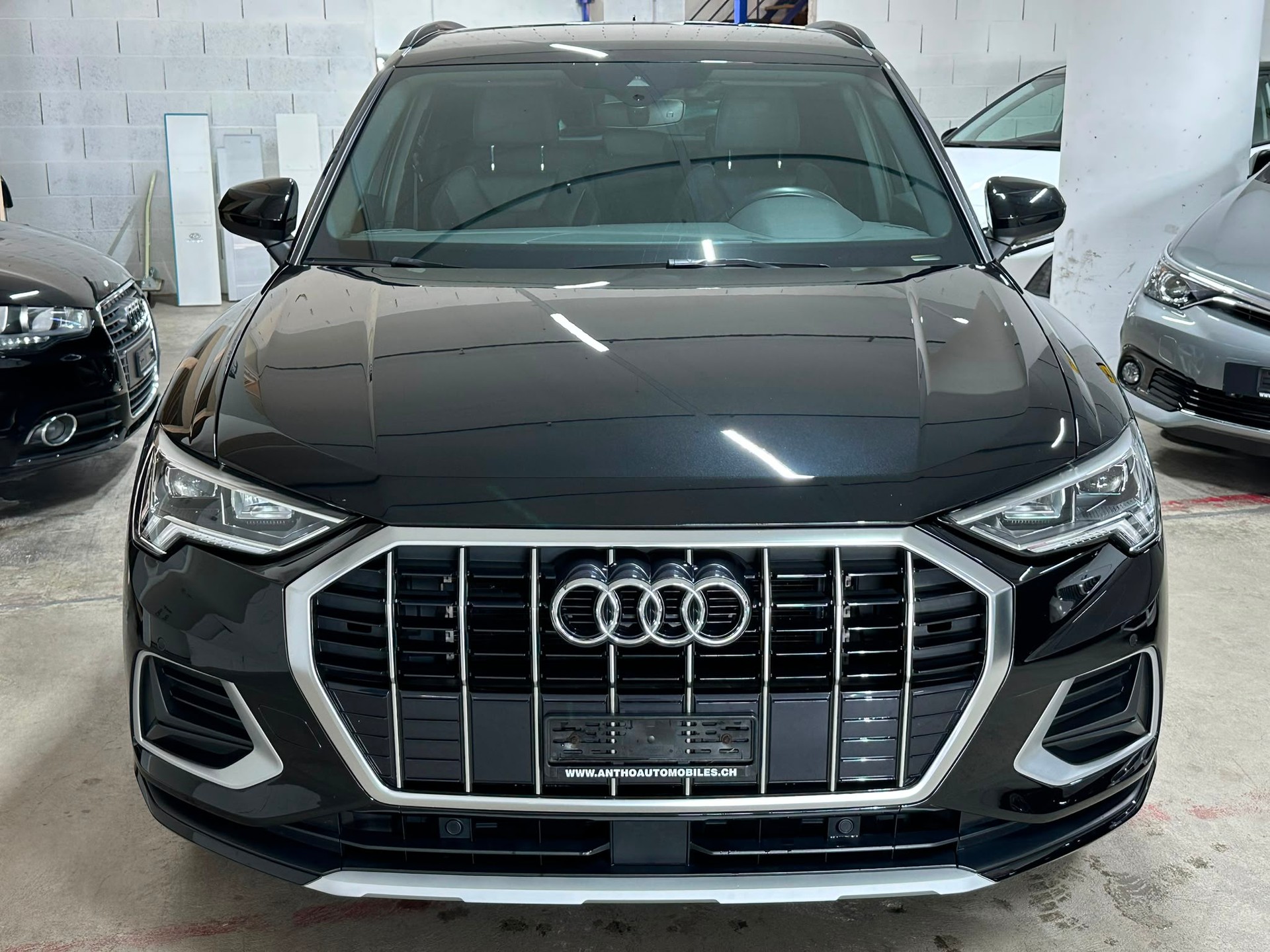AUDI Q3 35 TFSI S line S-tronic-image-1
