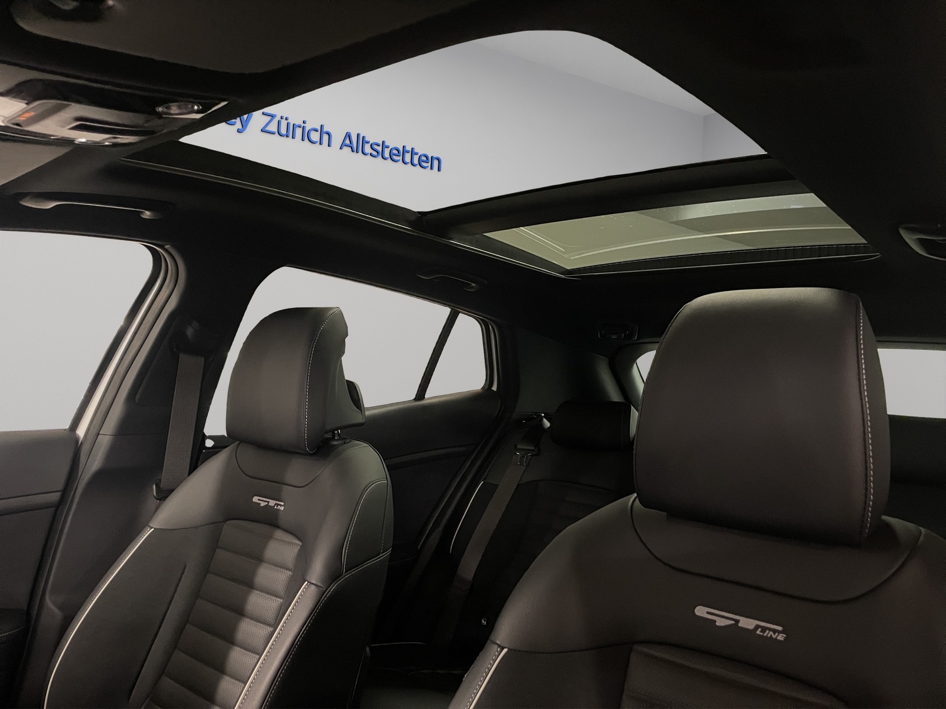 KIA Sportage 1.6 T-GDi Hybrid GT-Line-image-12