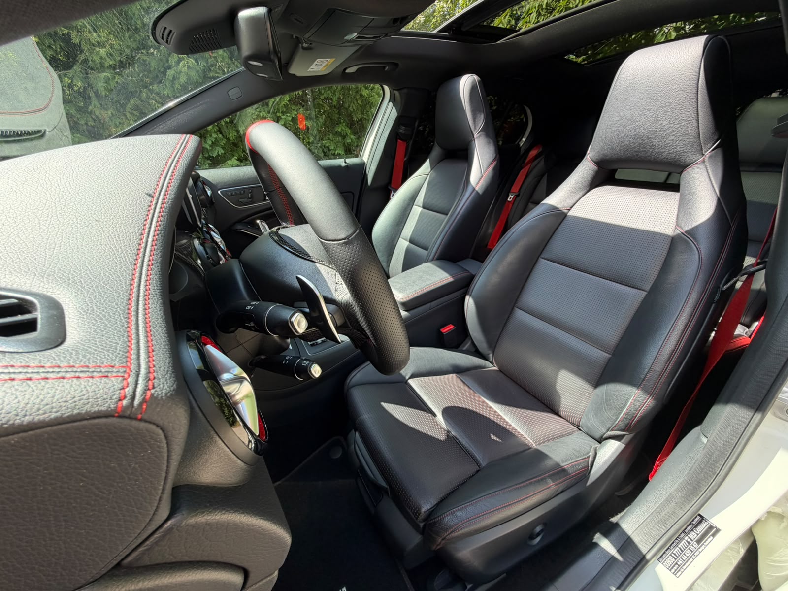 MERCEDES-BENZ GLA 45 AMG 4Matic 7G-DCT-image-14