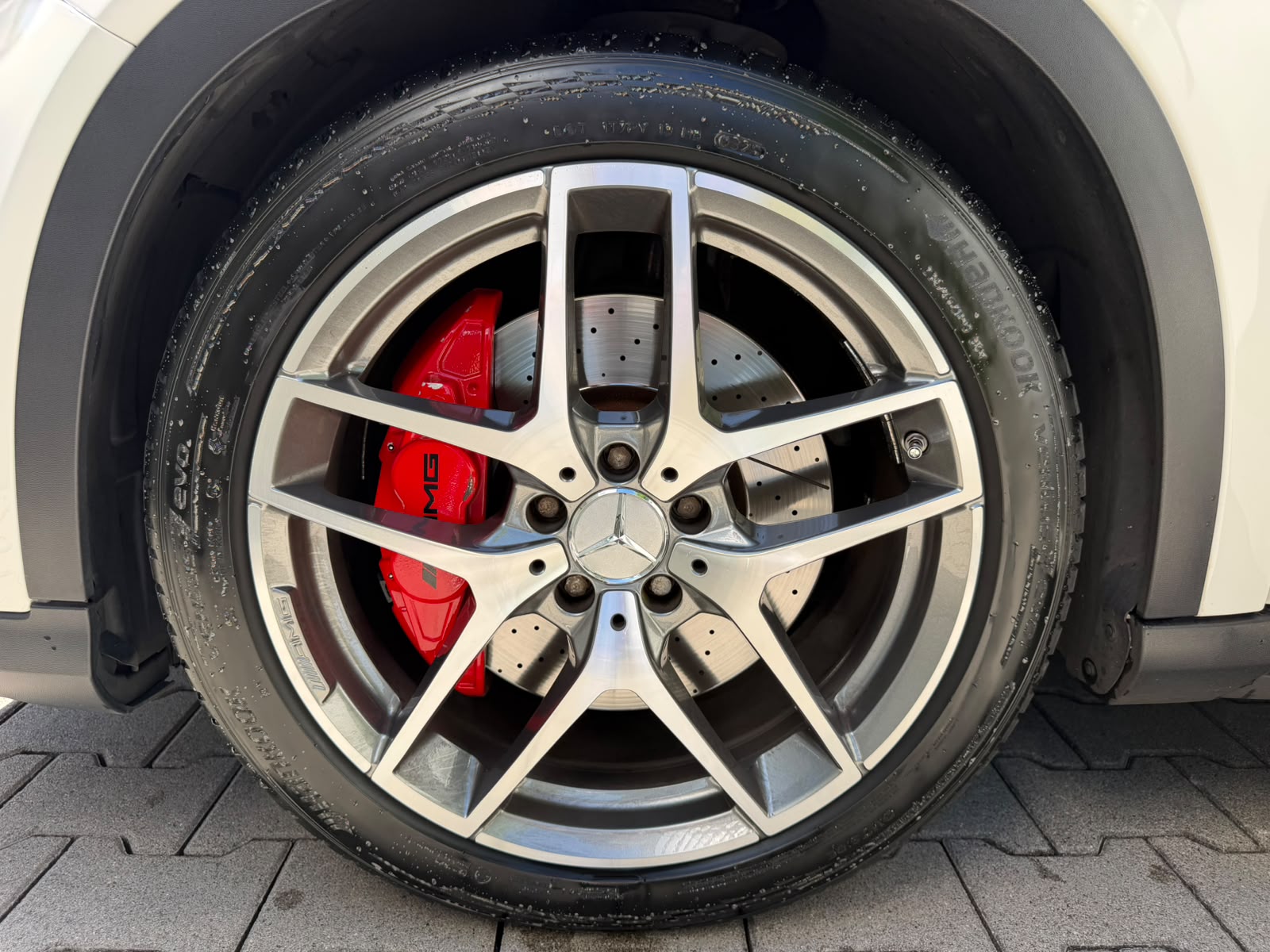 MERCEDES-BENZ GLA 45 AMG 4Matic 7G-DCT-image-8