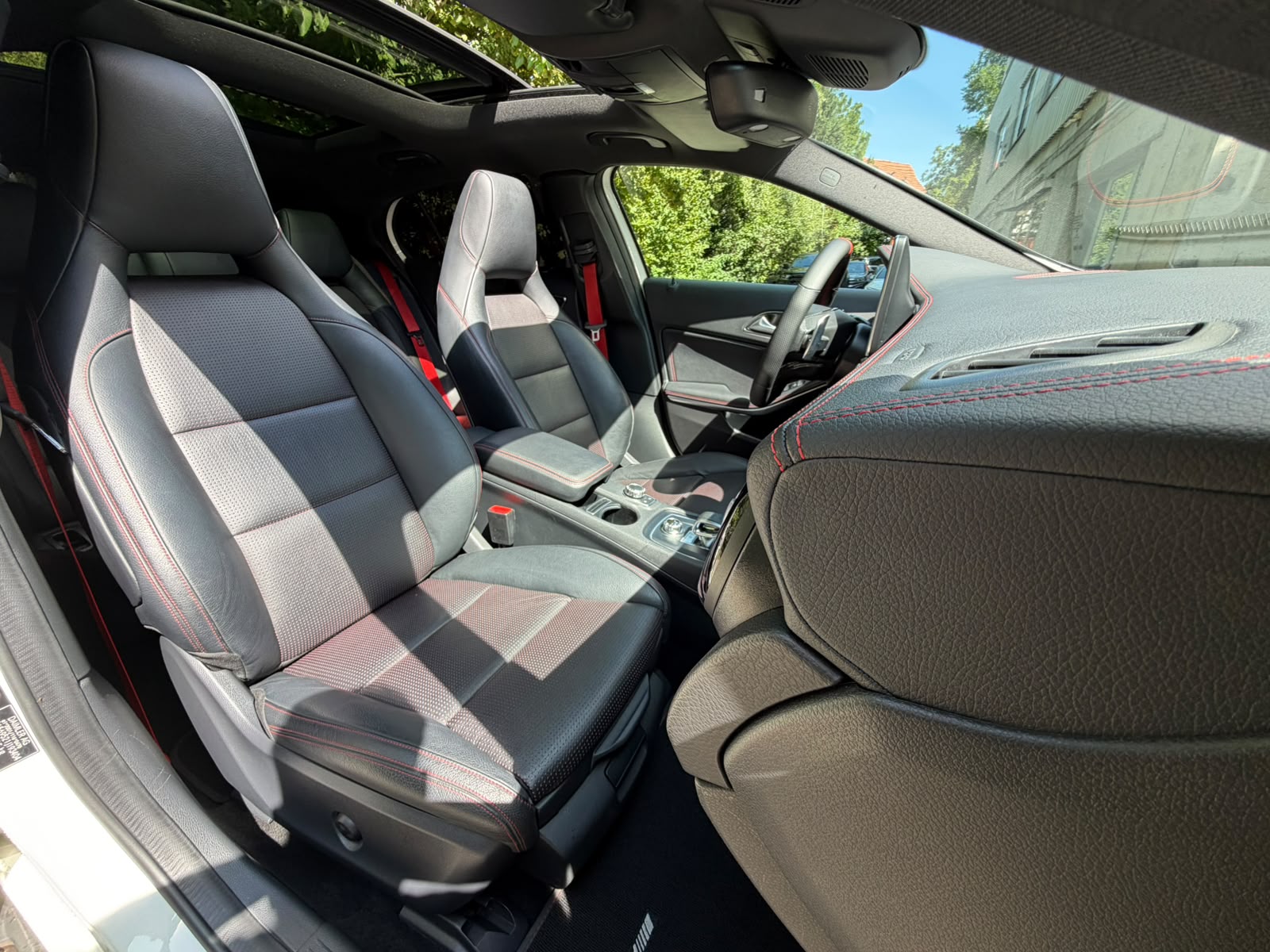 MERCEDES-BENZ GLA 45 AMG 4Matic 7G-DCT-image-20