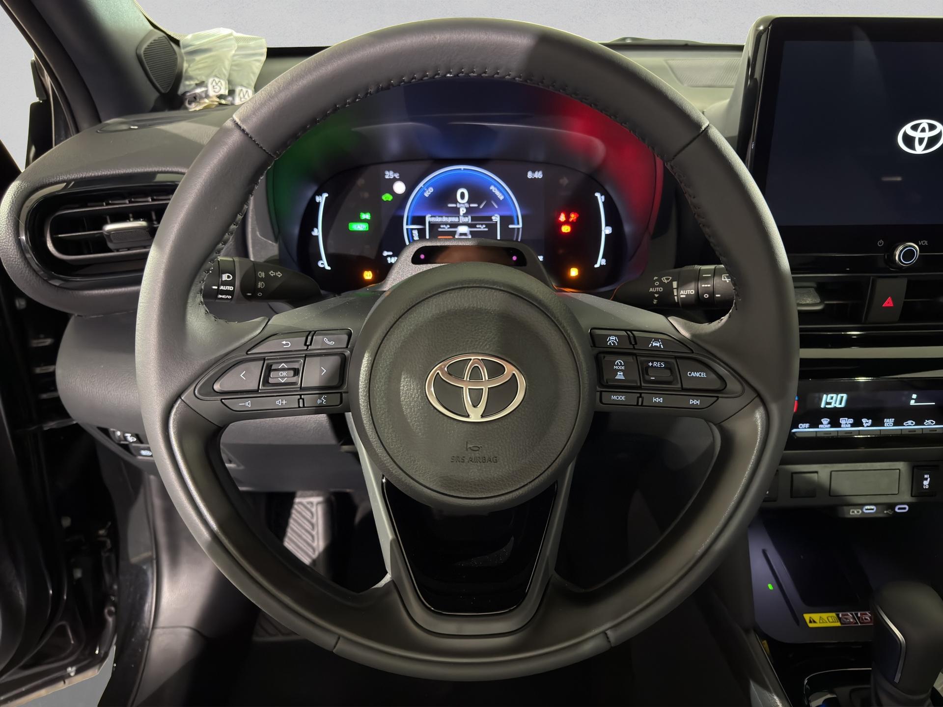TOYOTA Yaris Cross 1.5 Trend e-CVT-image-9