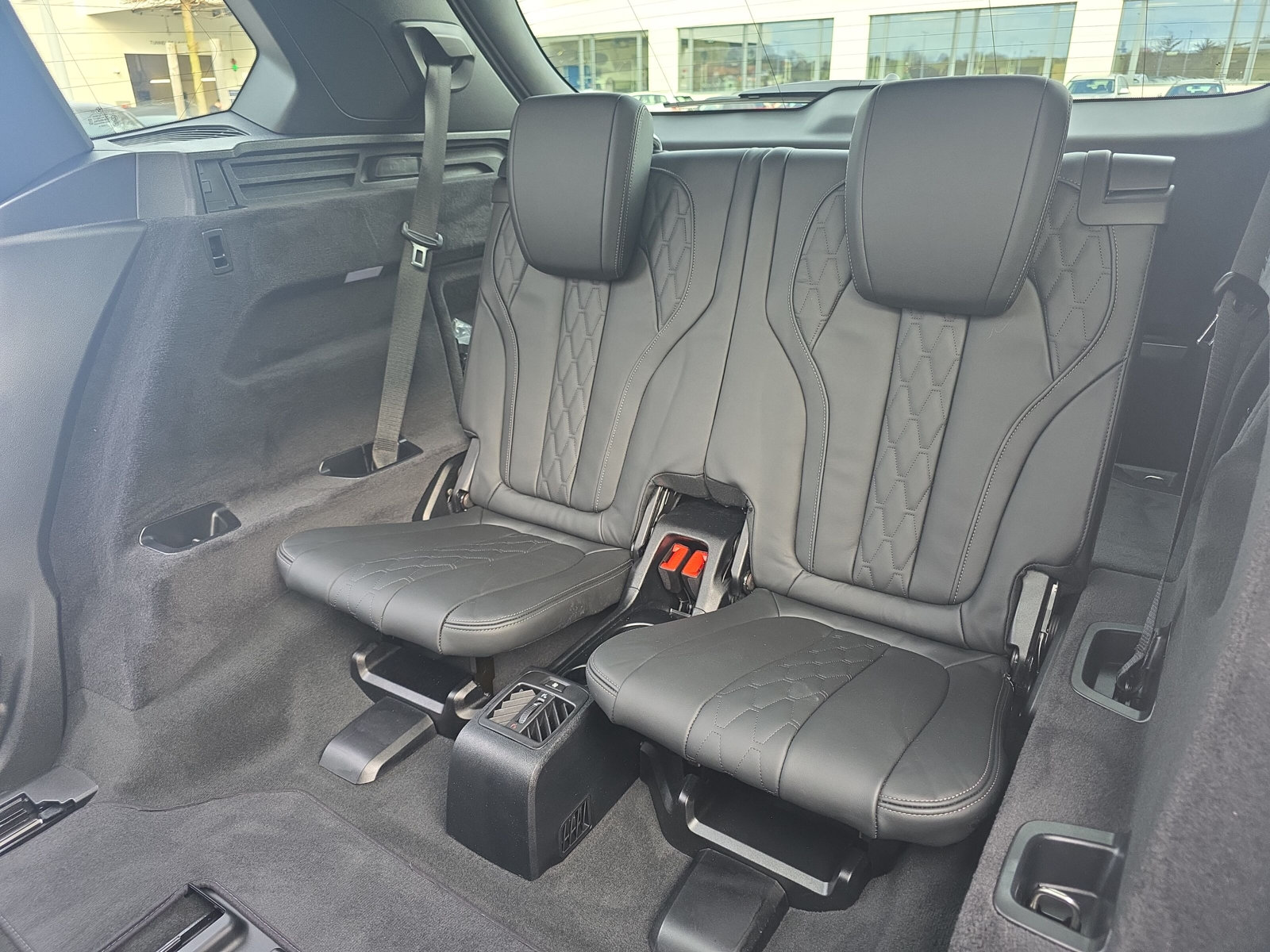 BMW X5 40d M Sport Pro xDrive * Mineralweiss* (CH) AHK 3.5T ** 7 Places **-image-19