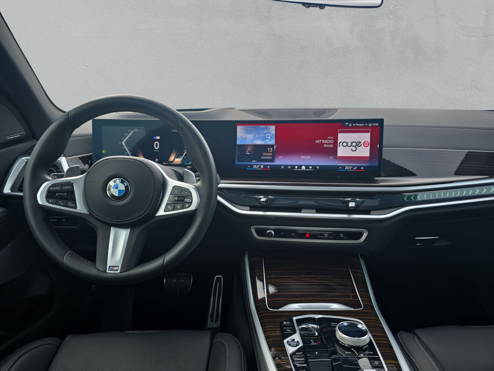BMW X5 40d M Sport Pro xDrive * Mineralweiss* (CH) AHK 3.5T ** 7 Places **-image-12