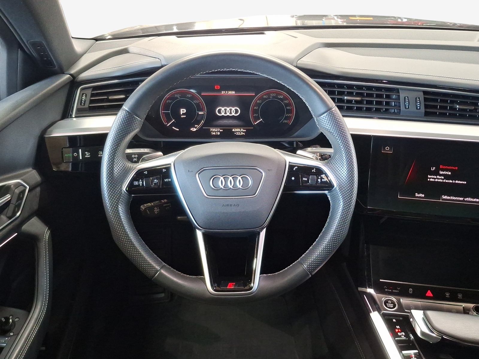 AUDI e-tron 55 Sportback S Line Black Edition quattro-image-9