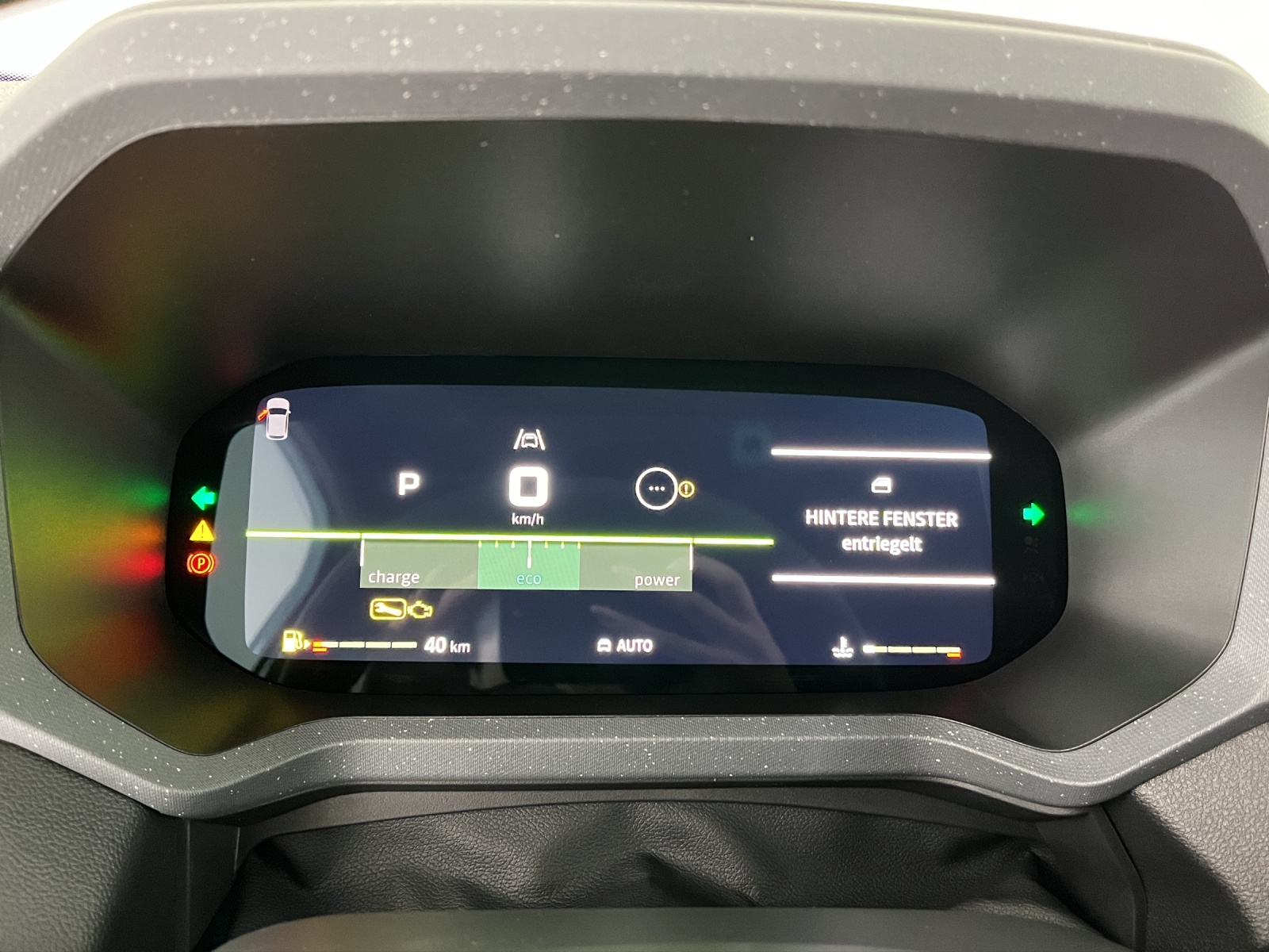 DACIA Bigster 1.2 Hybrid Journey 4WD-image-10