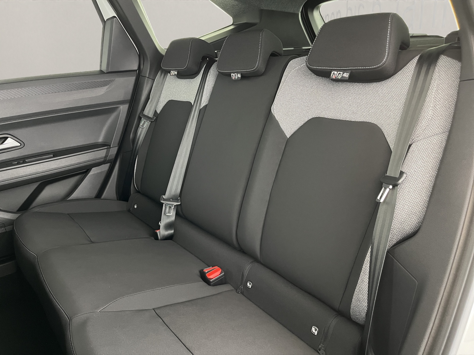 DACIA Bigster 1.2 Hybrid Journey 4WD-image-16