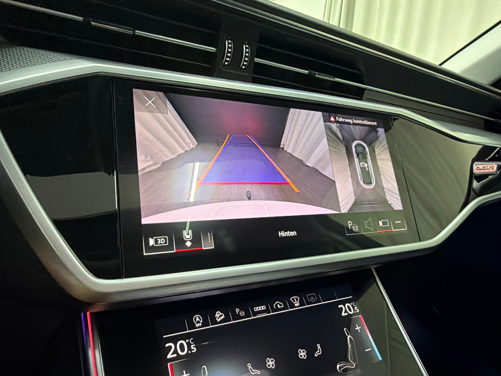 AUDI A6 allroad 55 TFSI quattro S-tronic-image-15
