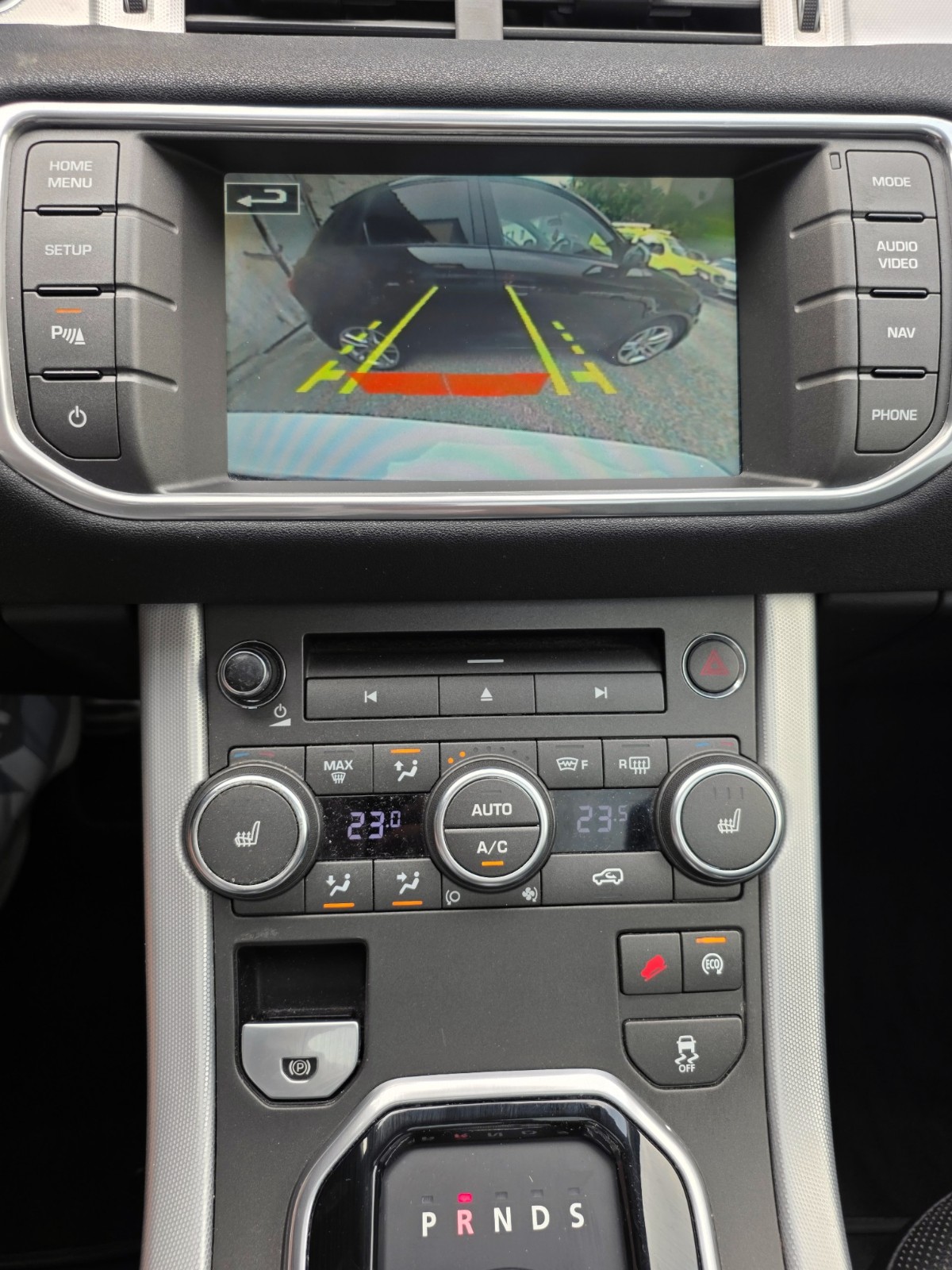 LAND ROVER Range Rover Evoque 2.2 SD4 Prestige AT9-image-11