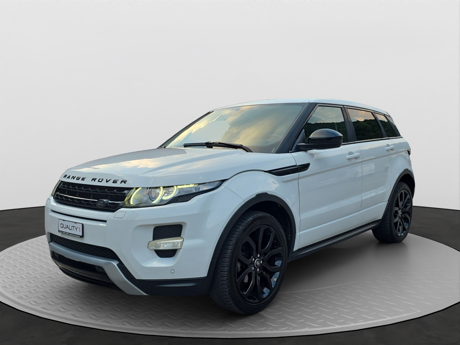 LAND ROVER Range Rover Evoque 2.2 SD4 Prestige AT9-image-0