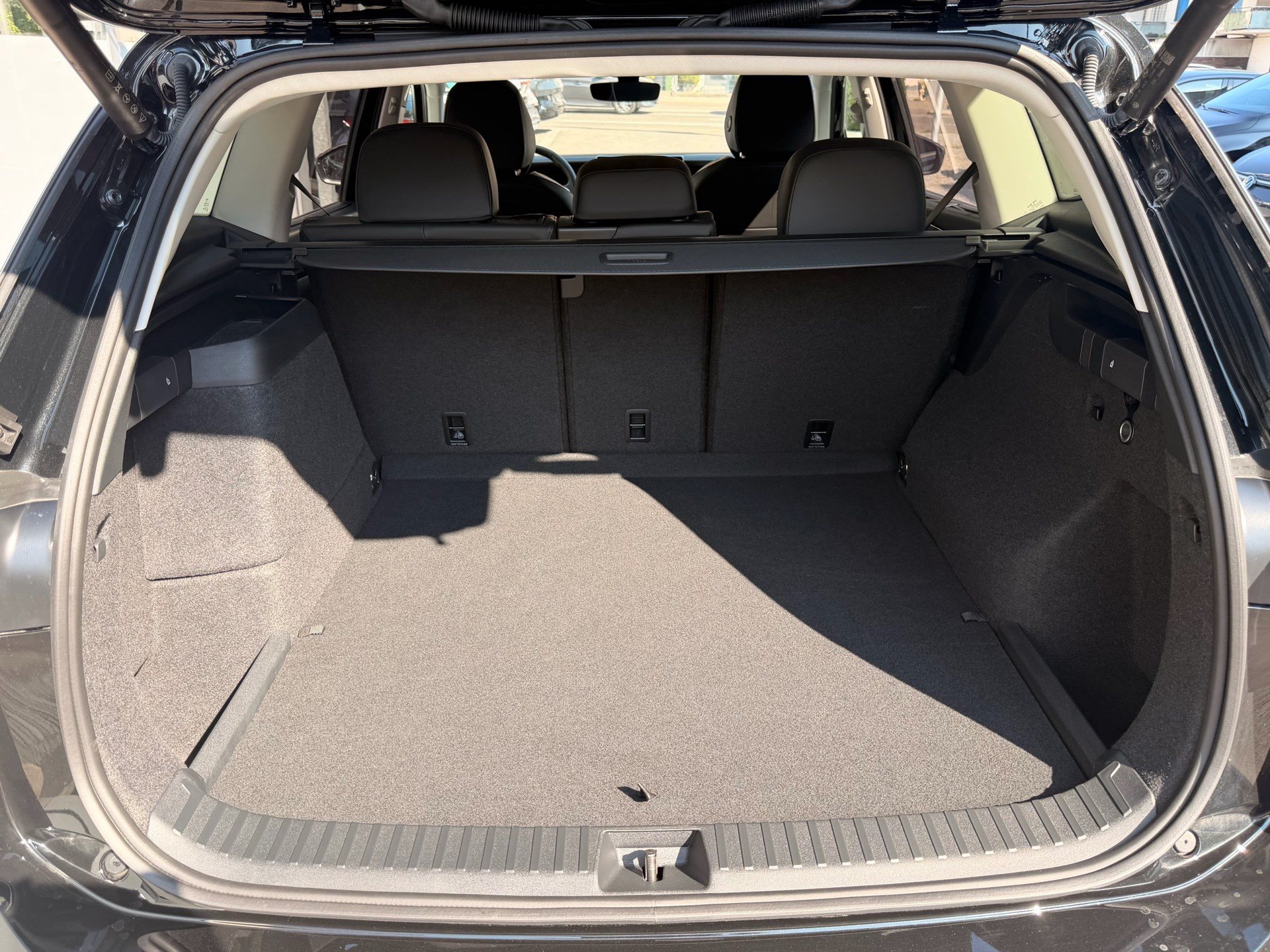 VW Tayron 1.5 TSI eHybrid 204 PS Elegance *** 360° KAMERA ***-image-30