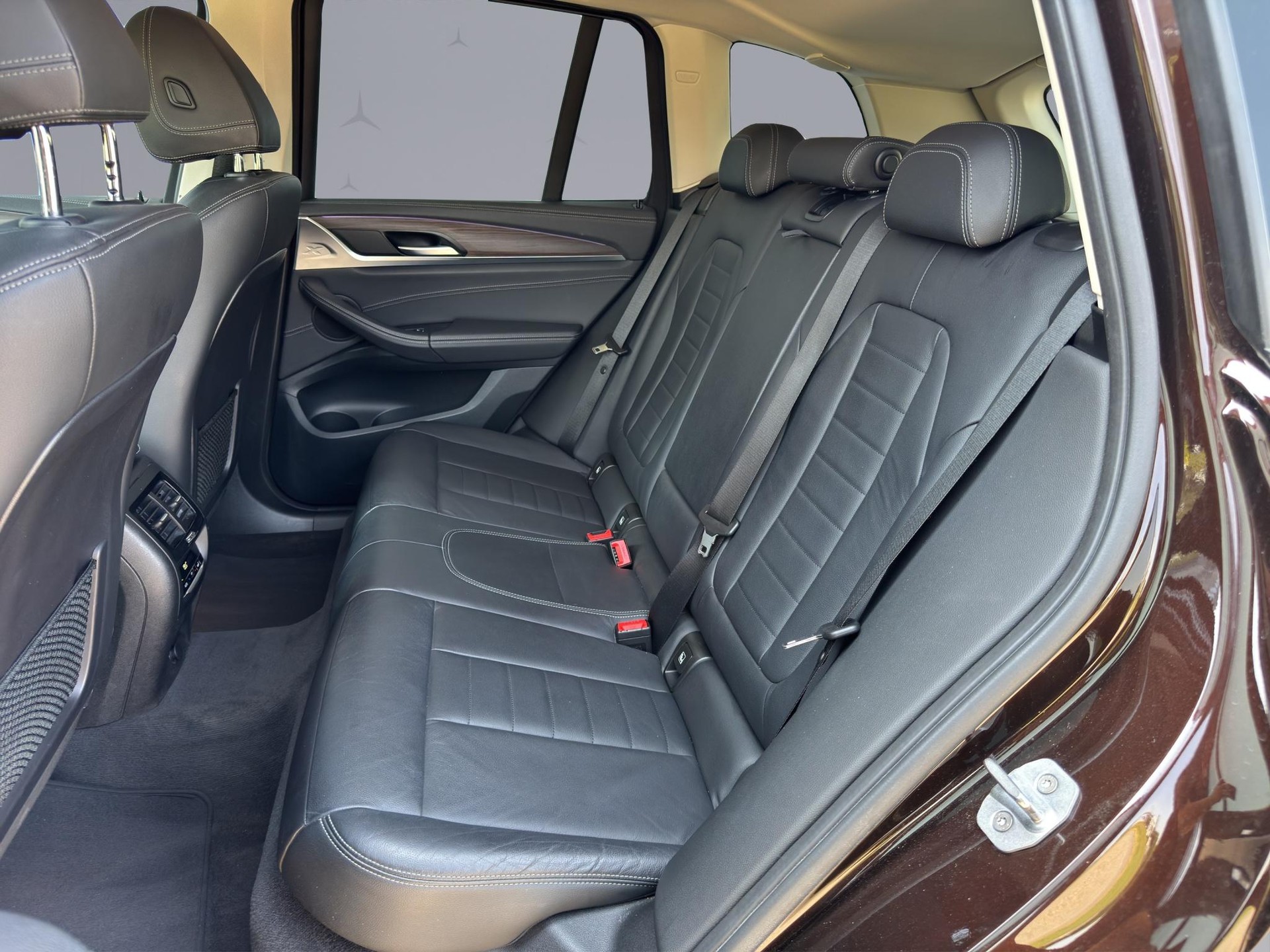 BMW X3 20d xDrive-image-12