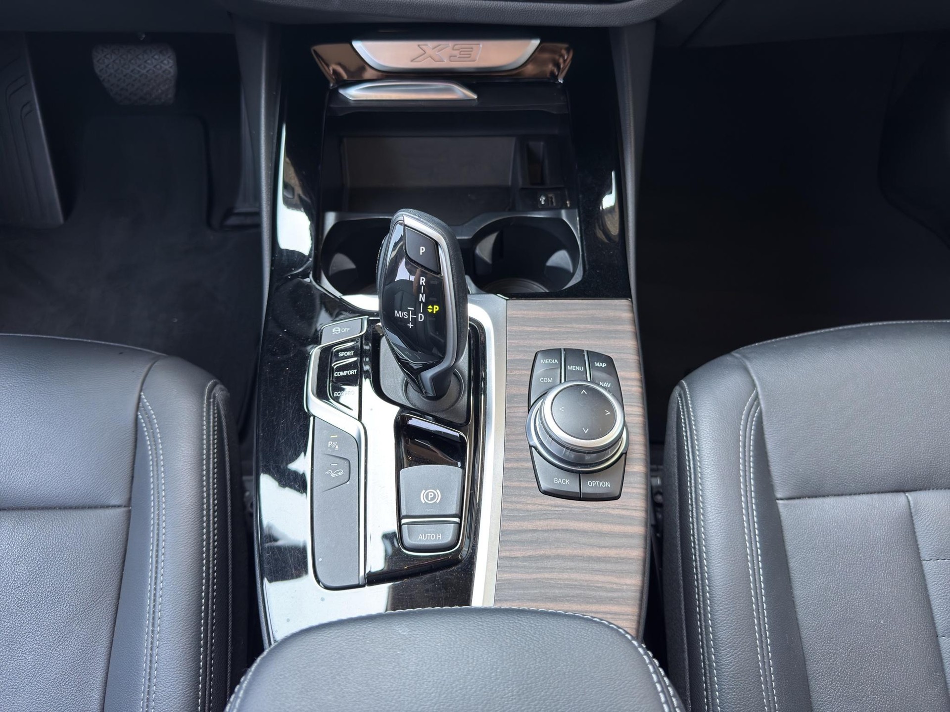 BMW X3 20d xDrive-image-14