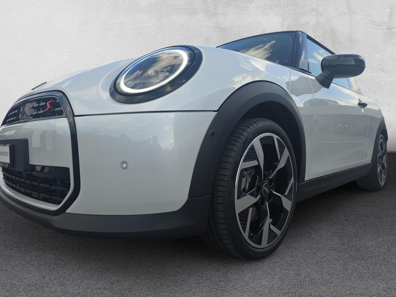 MINI Cooper S F66 2.0i (CH)-image-7