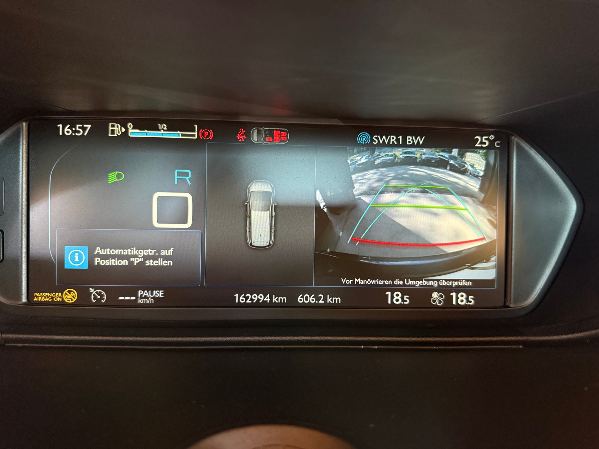 CITROEN Grand C4 Picasso 2.0 BlueHDi Exclusive Automatic-image-14