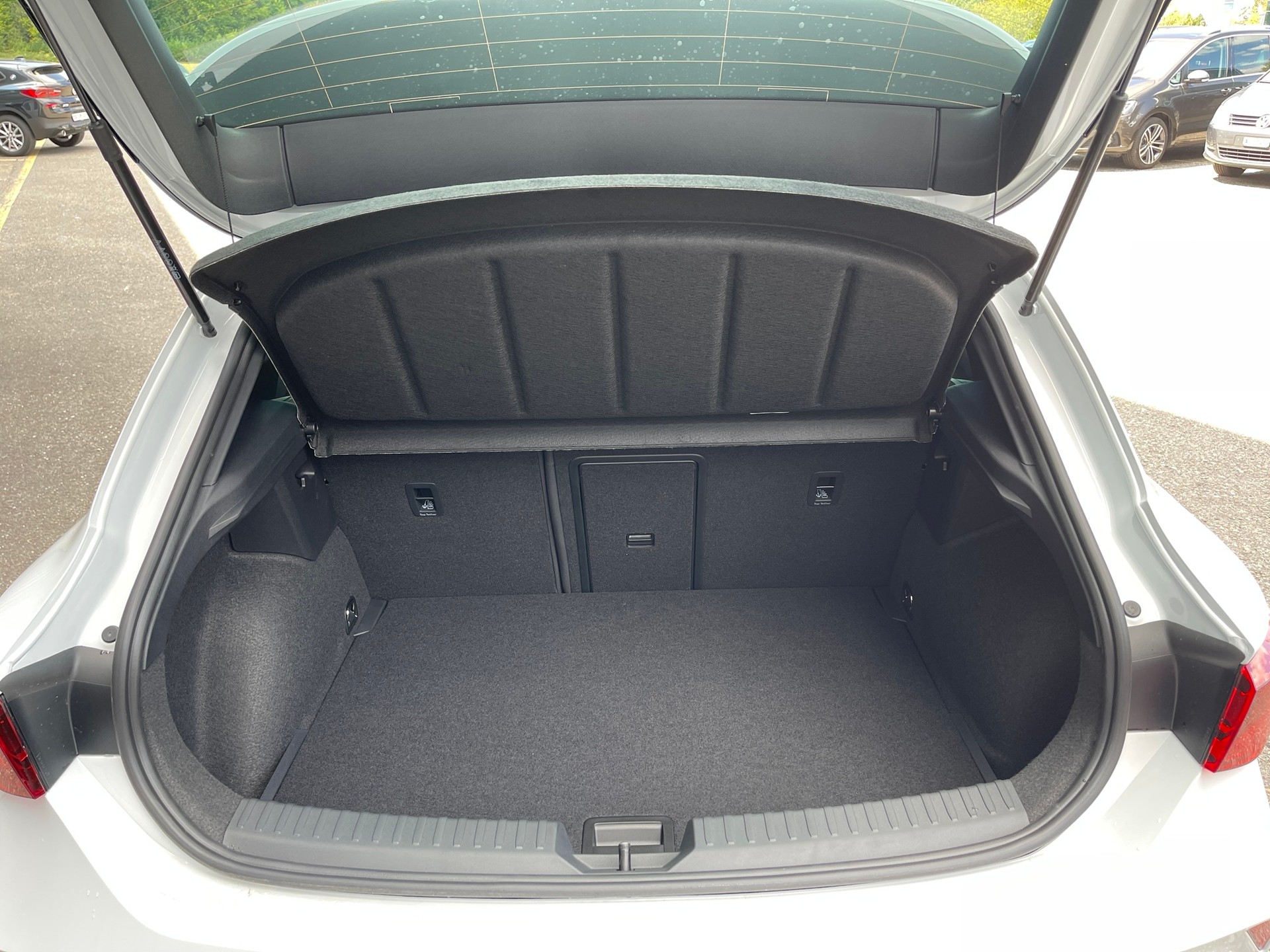 CUPRA LEON 1.5 TSI Prime Edition DSG-image-4