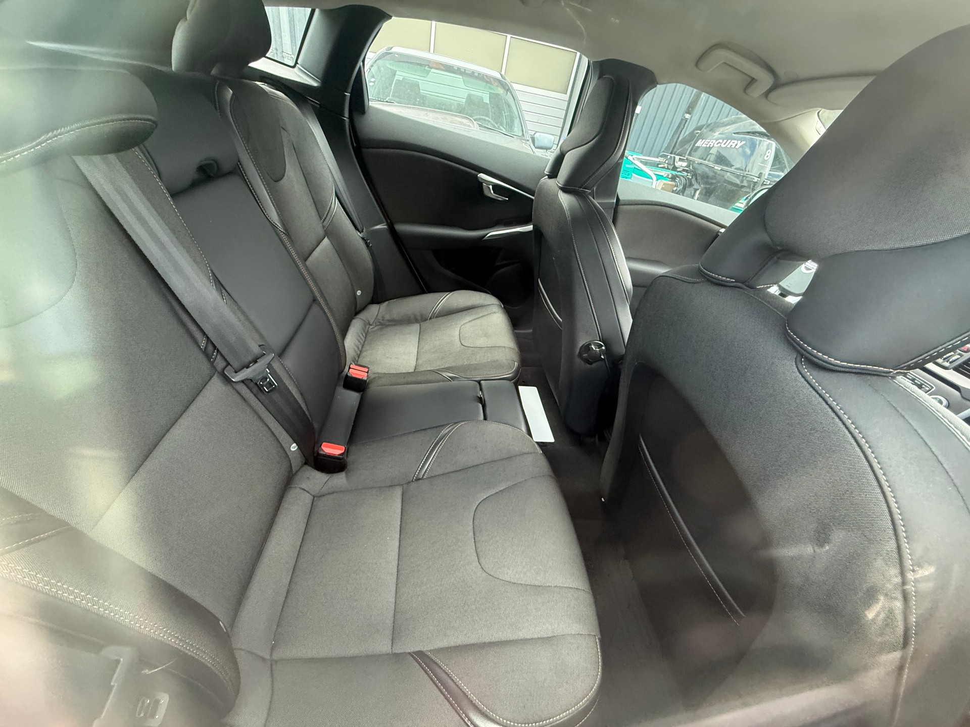 VOLVO V40 Cross Country T4 1.6 Powershift-image-10