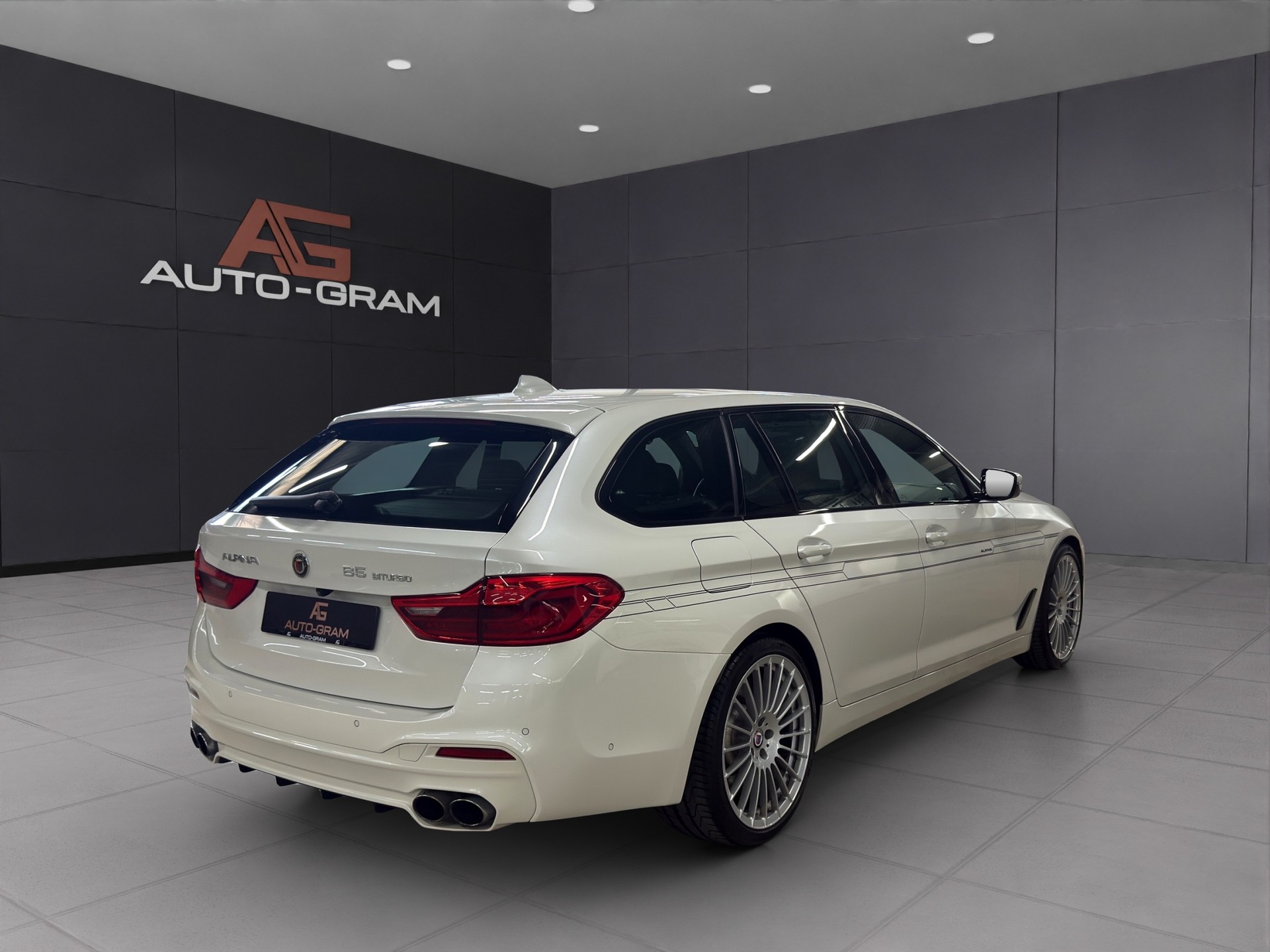 BMW-ALPINA B5 BiTurbo Touring 4.4 V8 xDrive Switch-Tronic-image-4