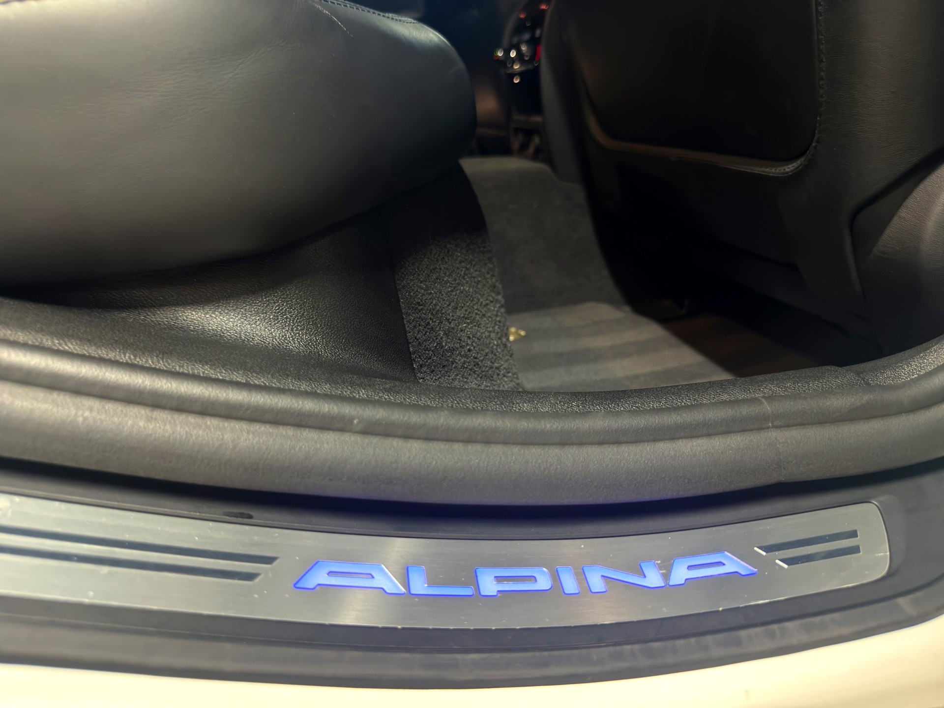 BMW-ALPINA B5 BiTurbo Touring 4.4 V8 xDrive Switch-Tronic-image-24