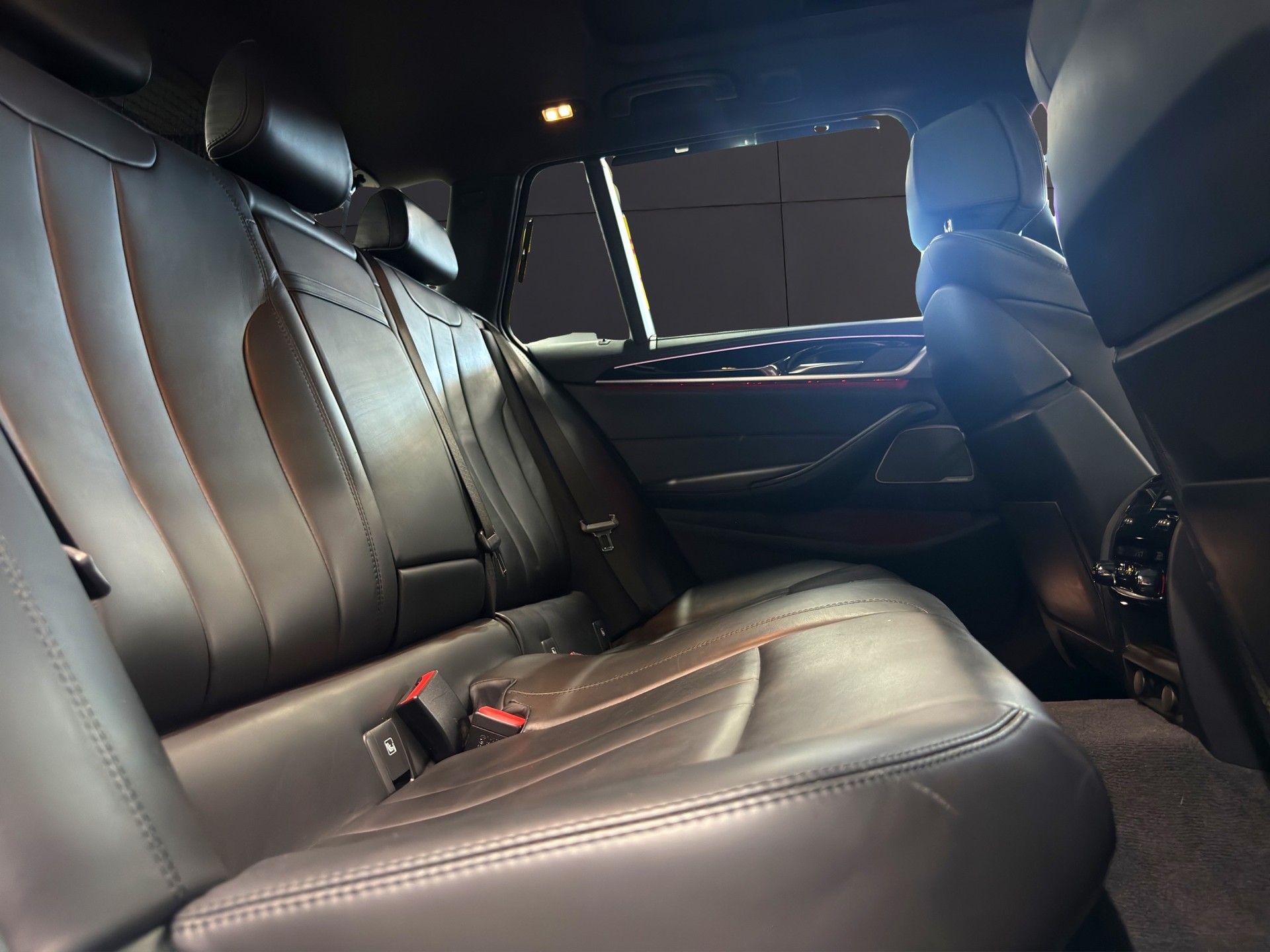 BMW-ALPINA B5 BiTurbo Touring 4.4 V8 xDrive Switch-Tronic-image-27