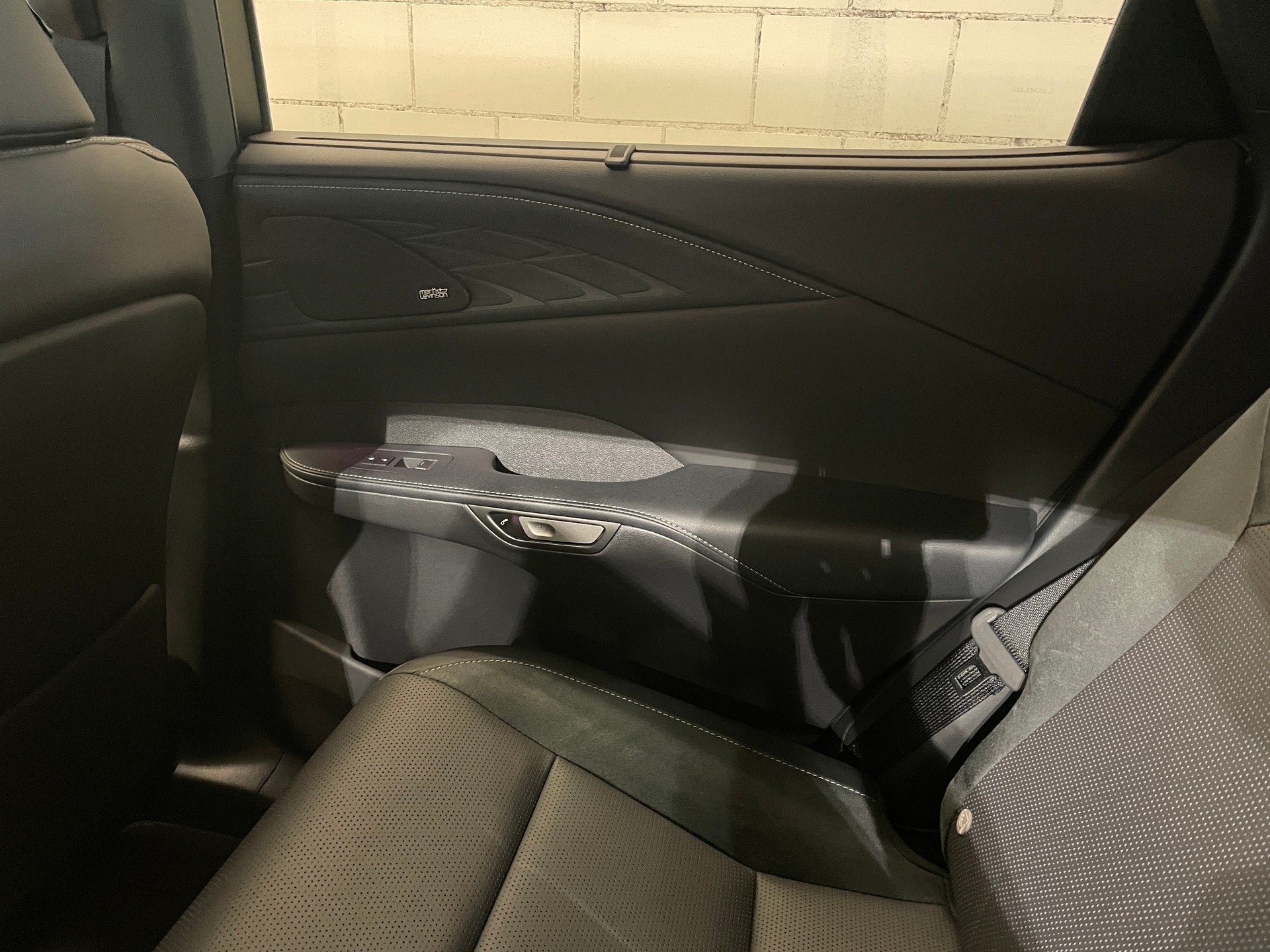 LEXUS RX 450h+ Excellence PHEV AWD CVT-image-13