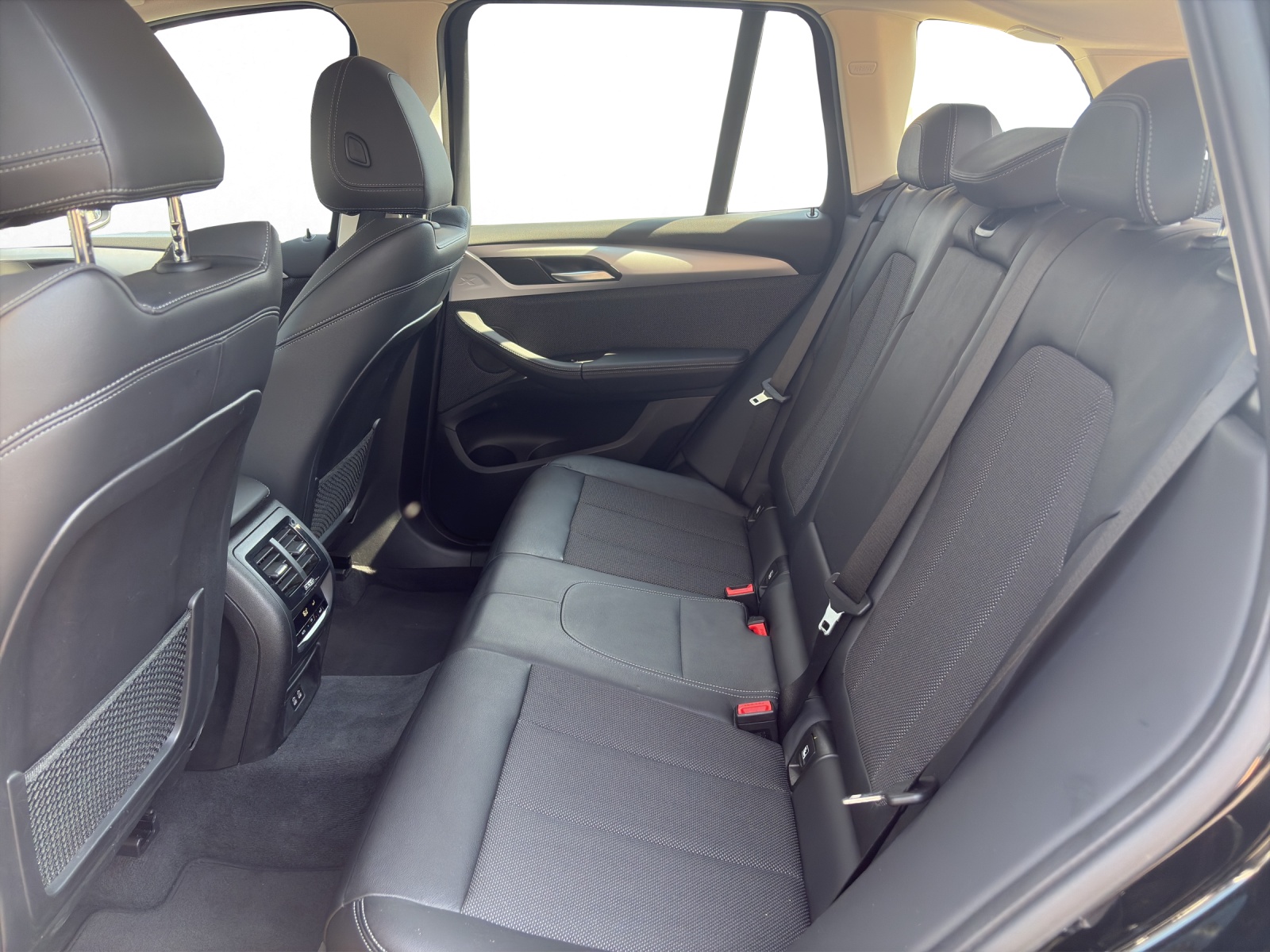 BMW X3 20d xDrive-image-13