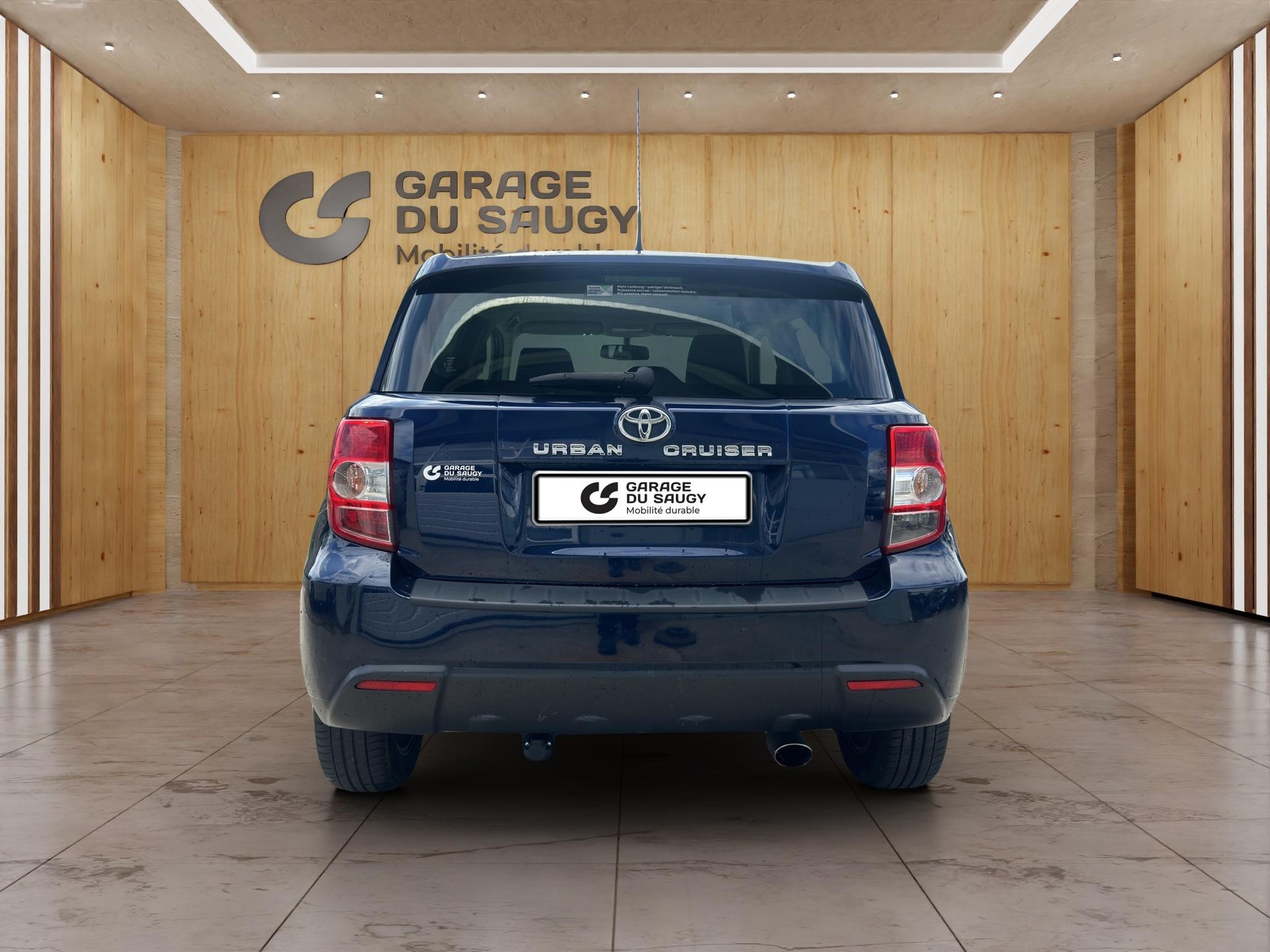 TOYOTA Urban Cruiser 1.4 D-4D Linea Sol 4WD-image-4