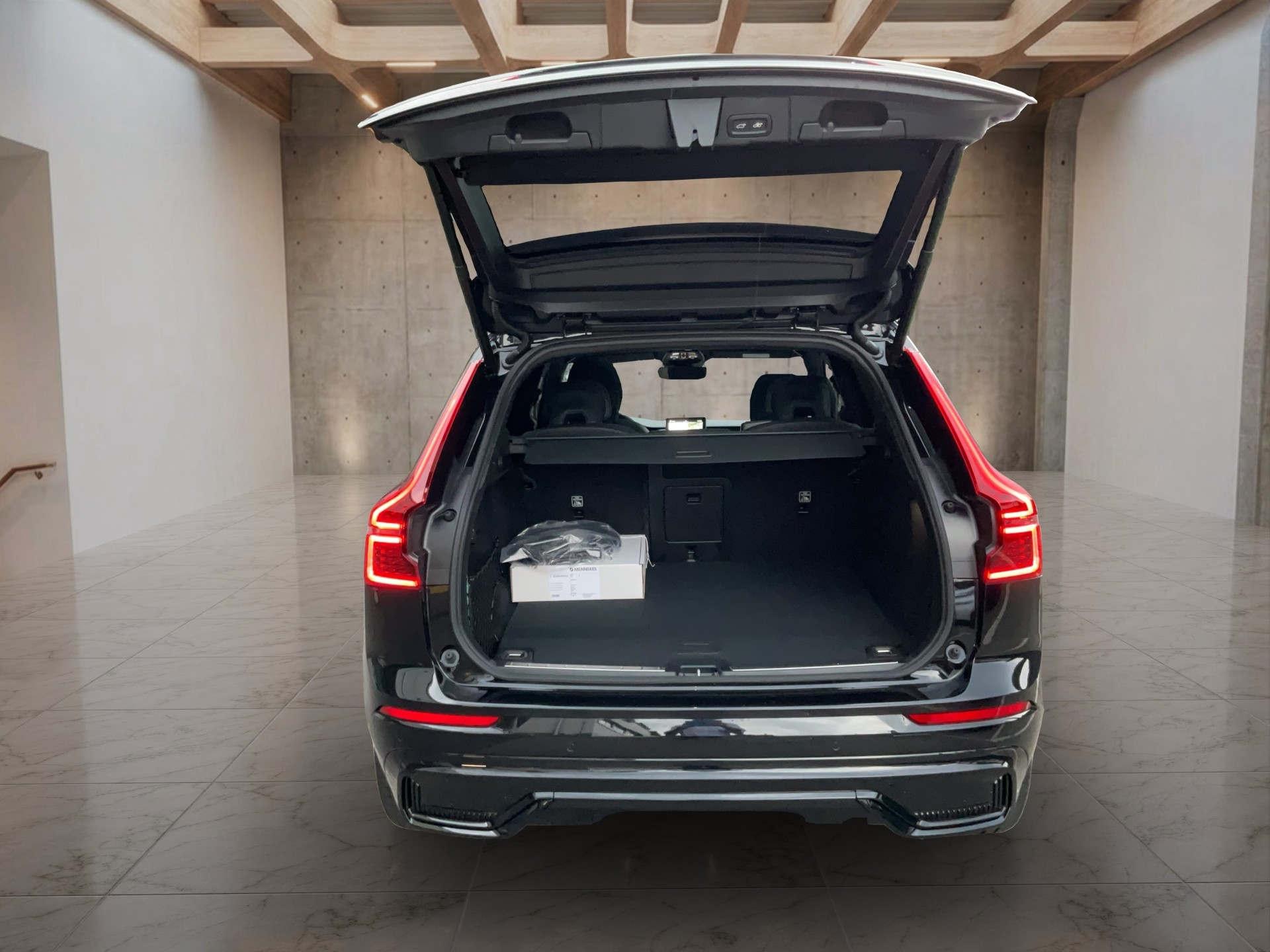 VOLVO XC60 2.0 T8 TE Black Edition eAWD-image-12
