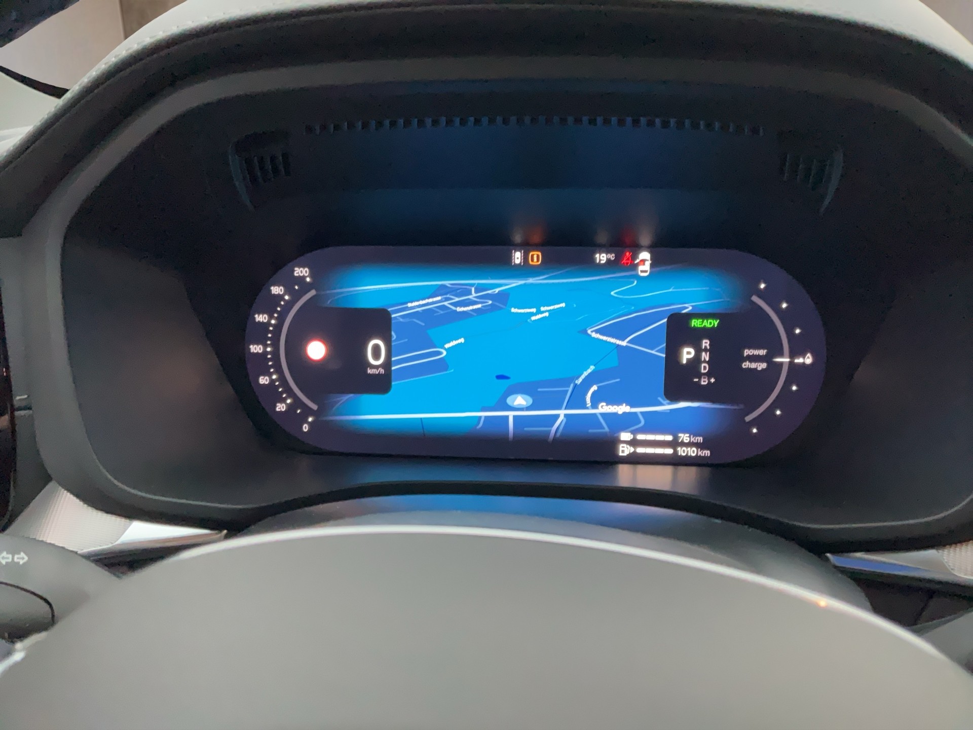 VOLVO XC60 2.0 T8 TE Black Edition eAWD-image-16