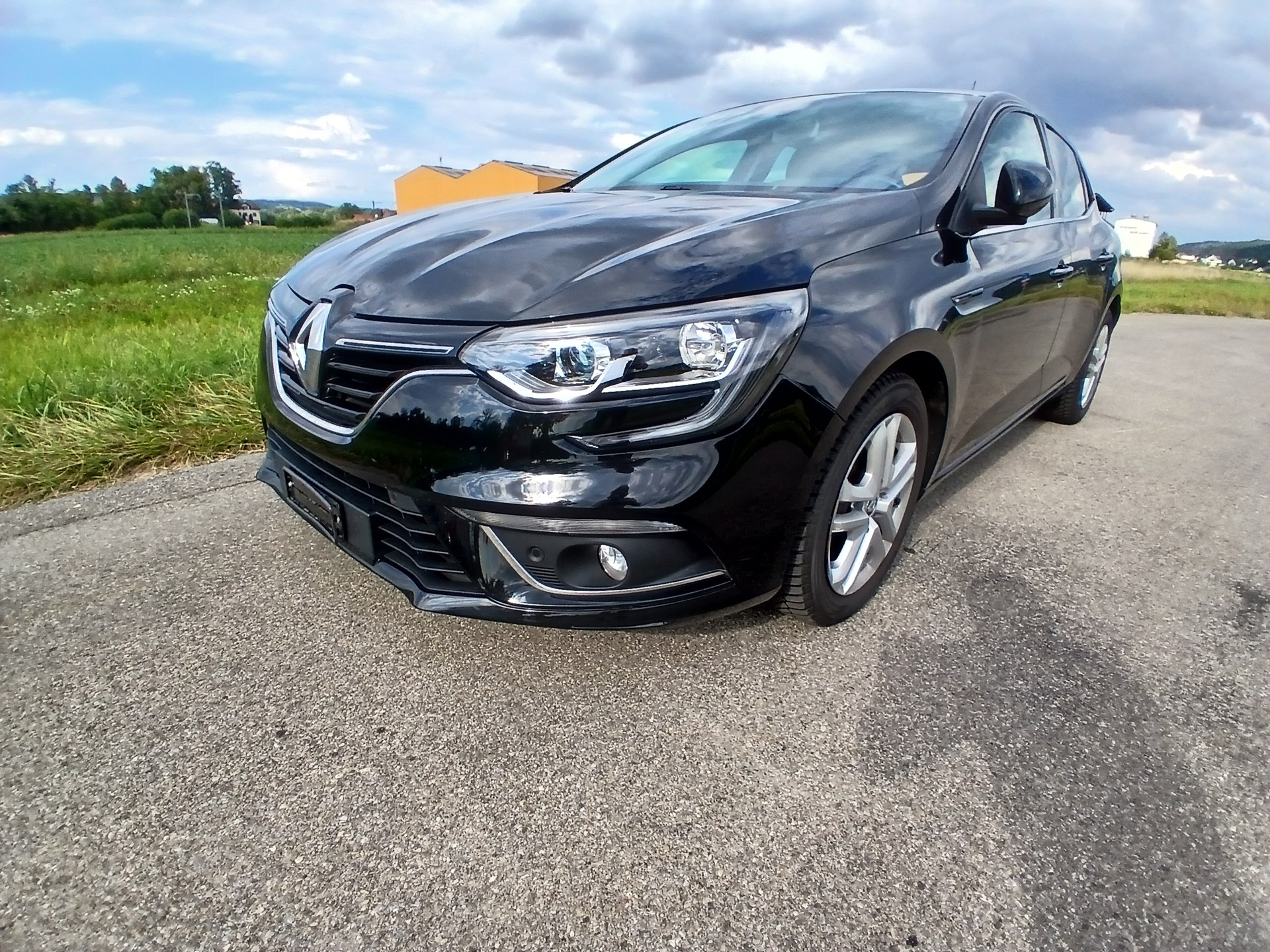 RENAULT Mégane 1.2 16V Turbo Zen-image-0