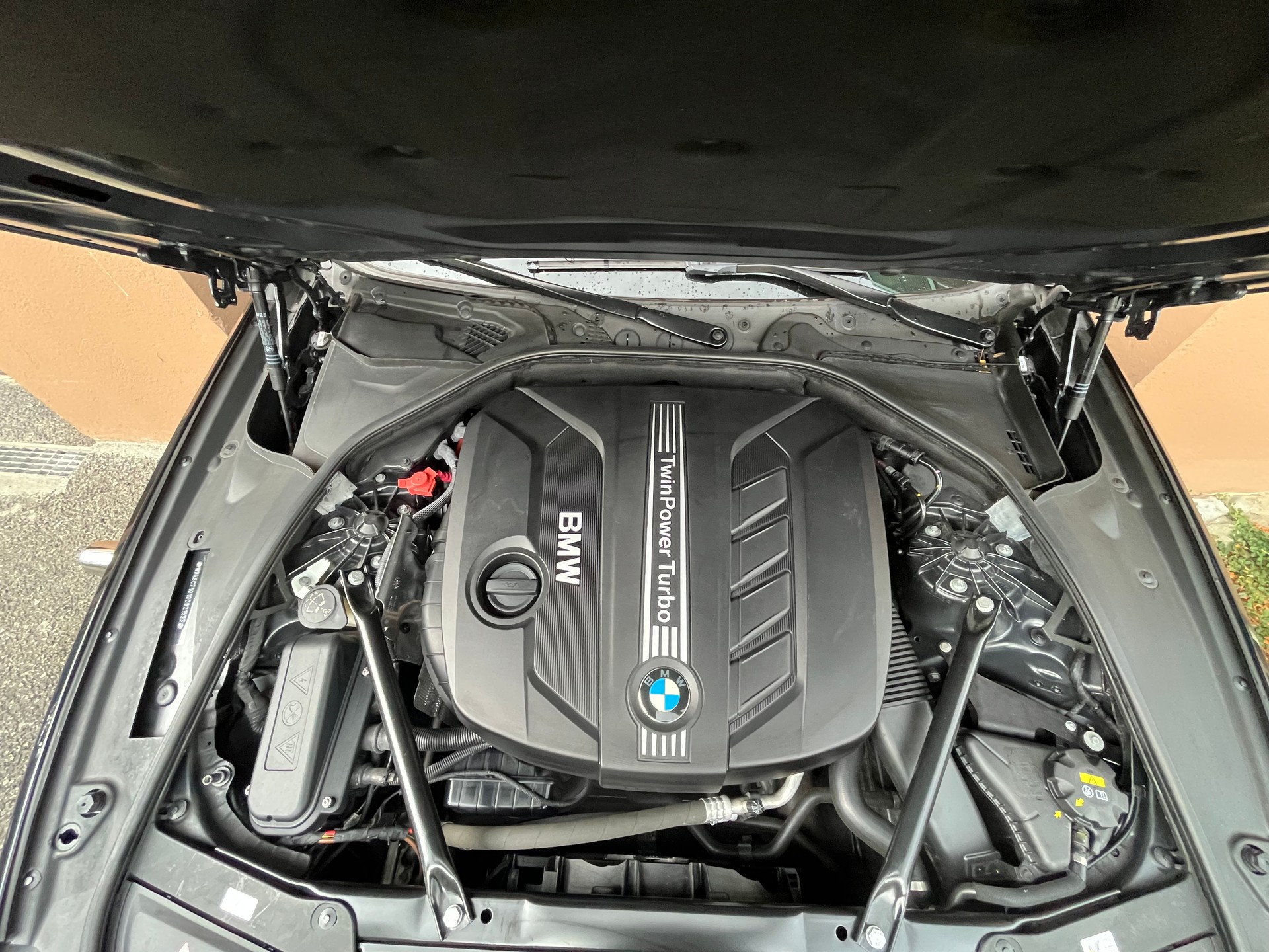 BMW 525d-image-3