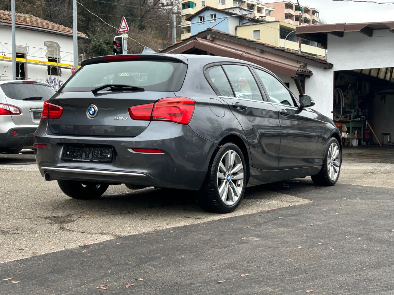 BMW 118d Urban Line-image-1