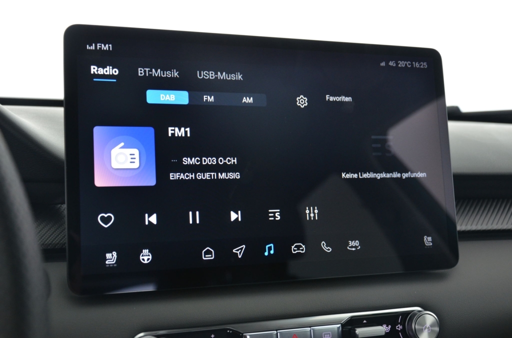 MG 4 EV 64kWh Premium Facelift-image-18