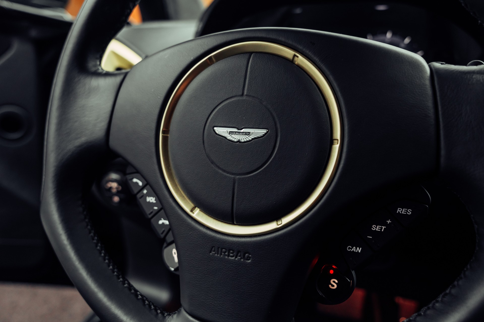 ASTON MARTIN Vanquish Zagato Coupé Villa d'Este 61/99-image-19