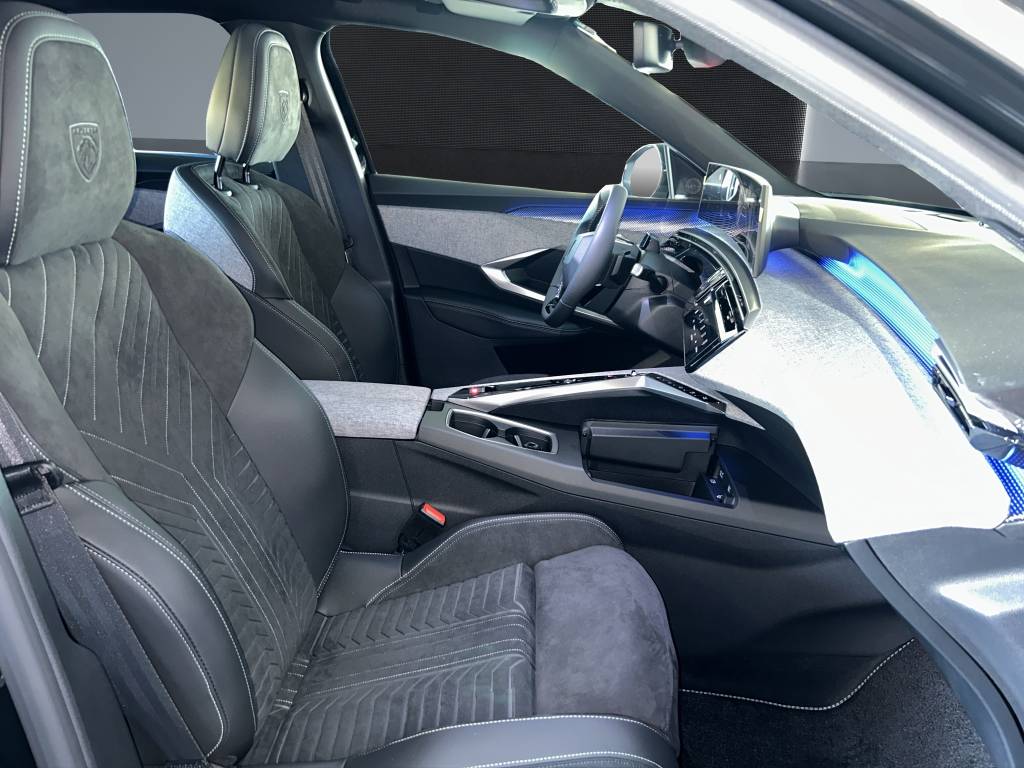 PEUGEOT 3008 145 e-DCS6 Hybrid GT-image-10