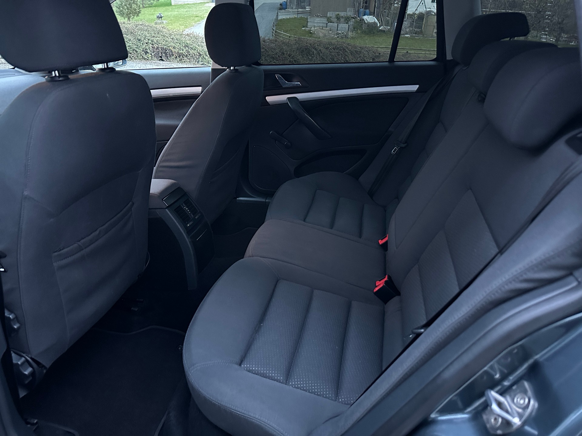 SKODA Octavia 1.9 TDI Adventure 4x4-image-5