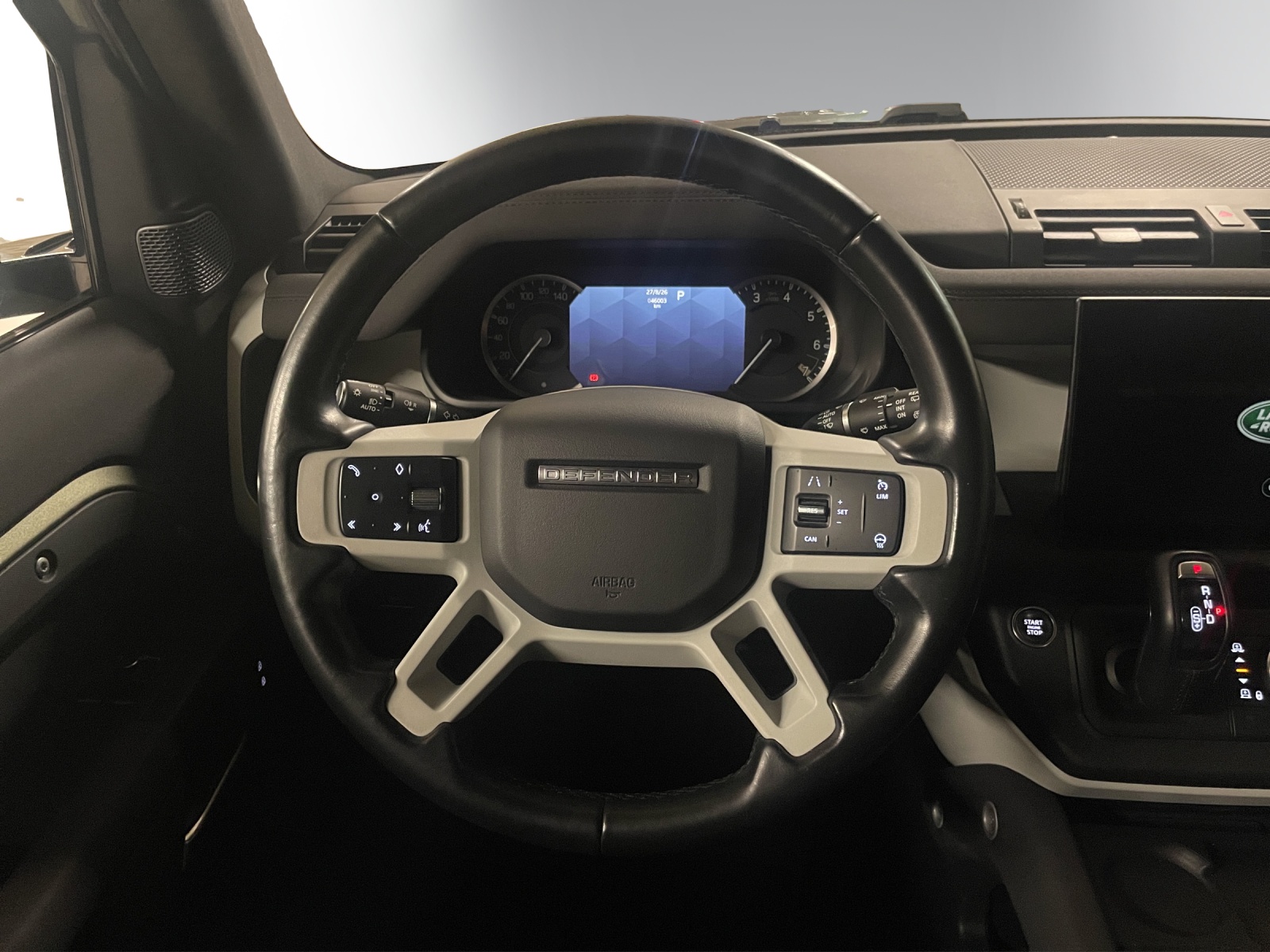 LAND ROVER Defender 110 P400 I6 X-Dynamic SE 3.0 AT8-image-13