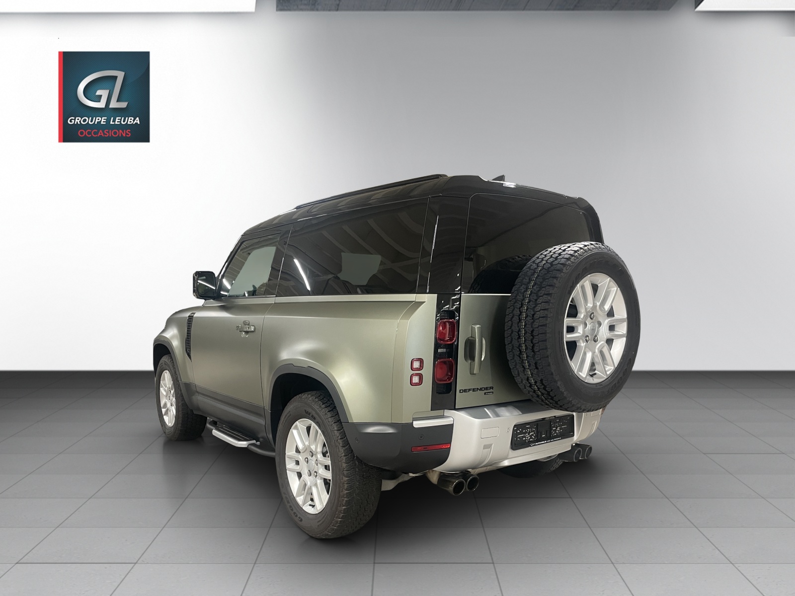 LAND ROVER Defender 110 P400 I6 X-Dynamic SE 3.0 AT8-showroom-element-3
