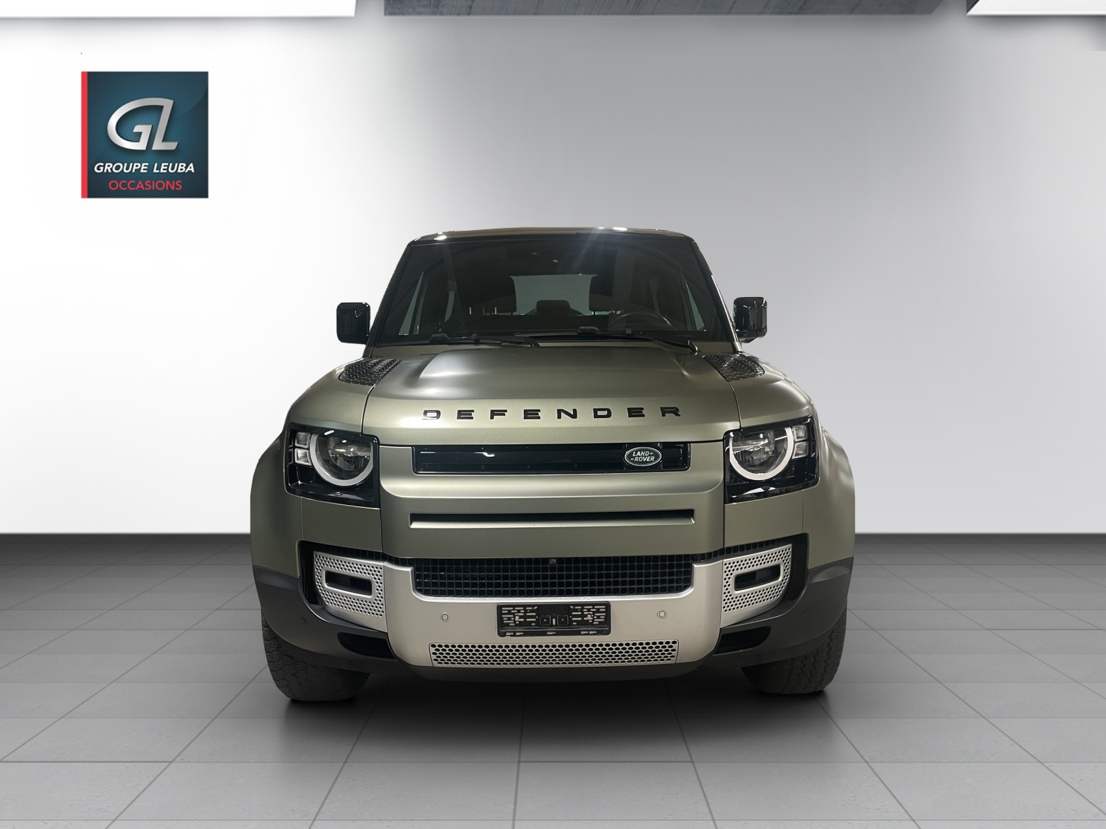 LAND ROVER Defender 110 P400 I6 X-Dynamic SE 3.0 AT8-showroom-element-1