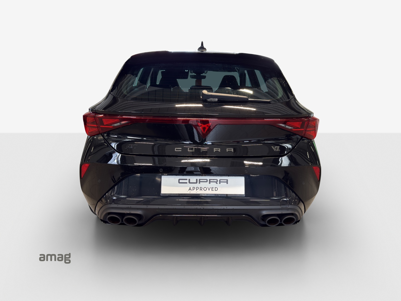 CUPRA LEON 2.0 TSI Black Symphony DSG-image-3