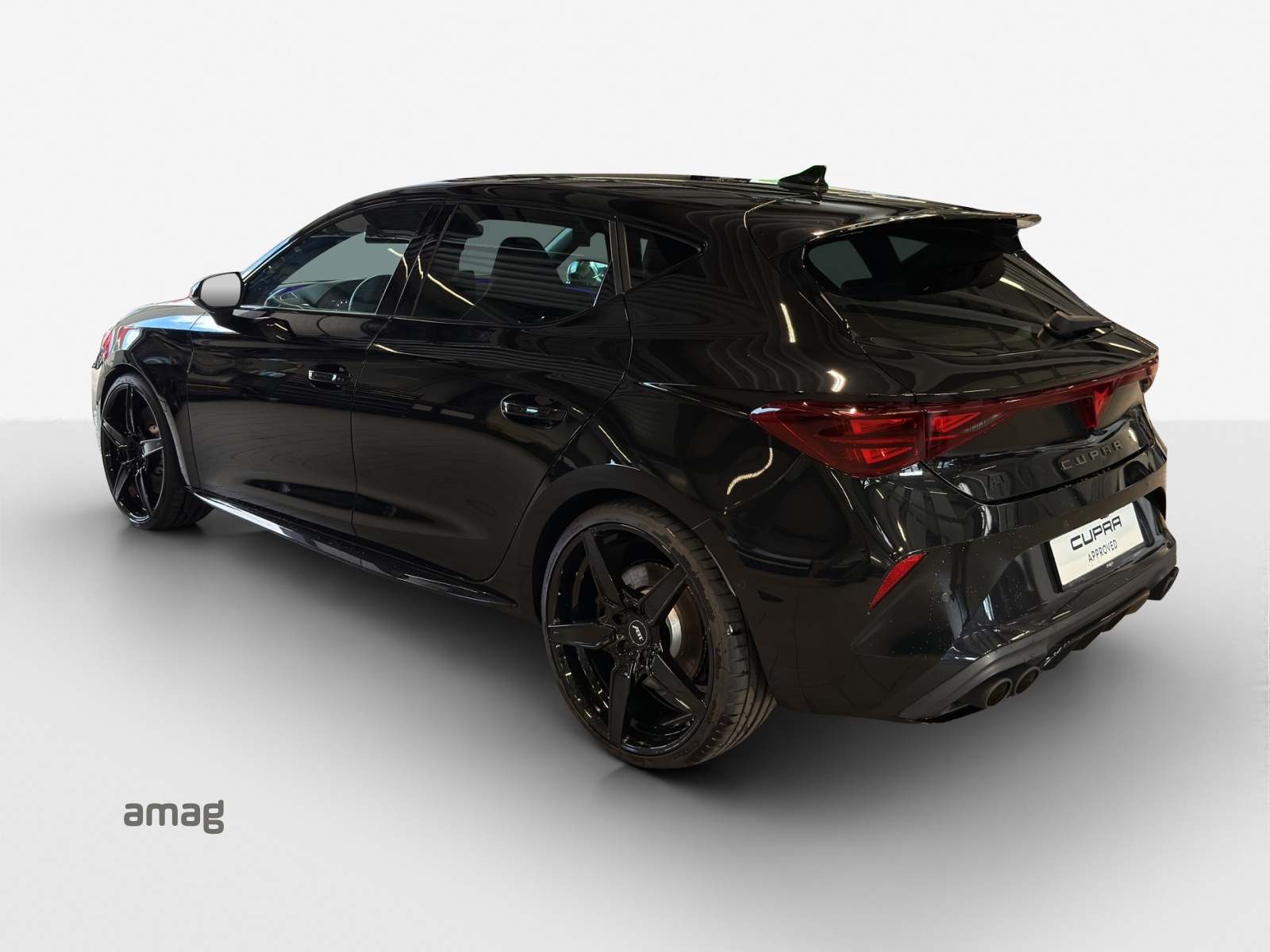 CUPRA LEON 2.0 TSI Black Symphony DSG-image-3