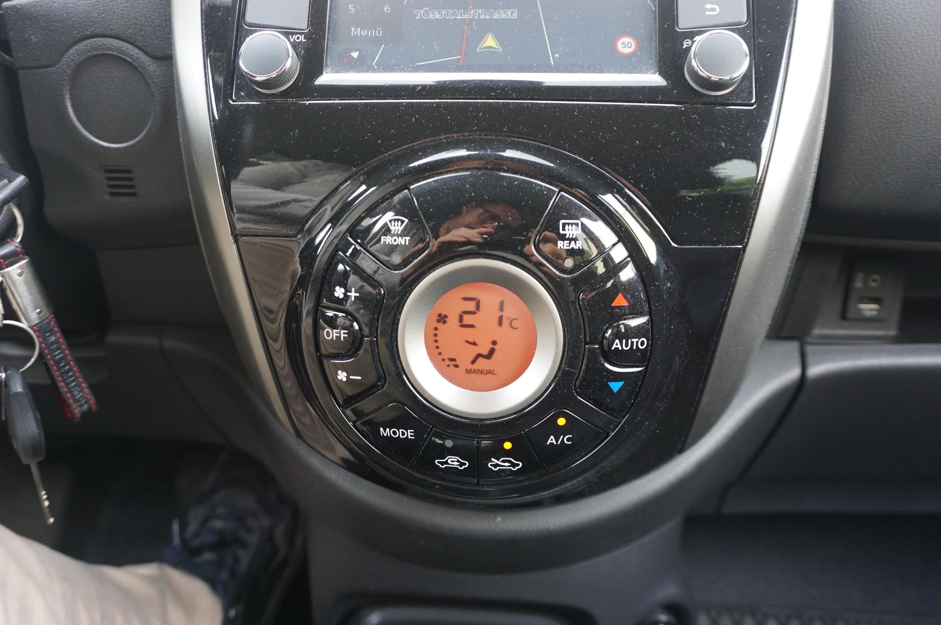NISSAN Micra 1.2 12V N-Tec-image-13