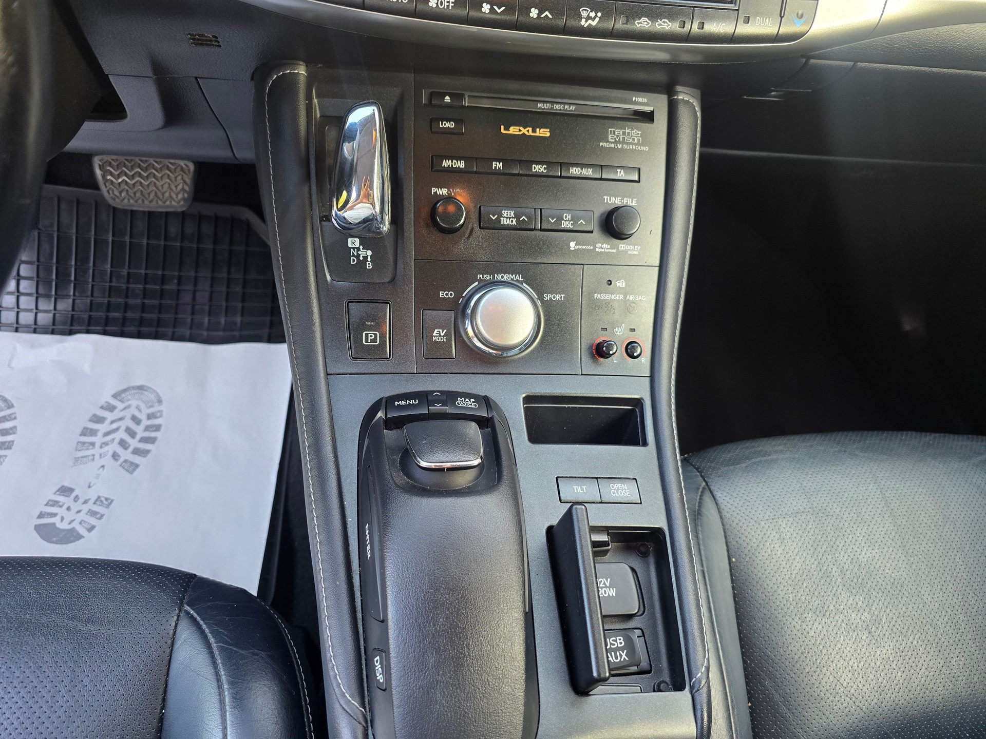 LEXUS CT 200h 1.8 excellence CVT-image-17