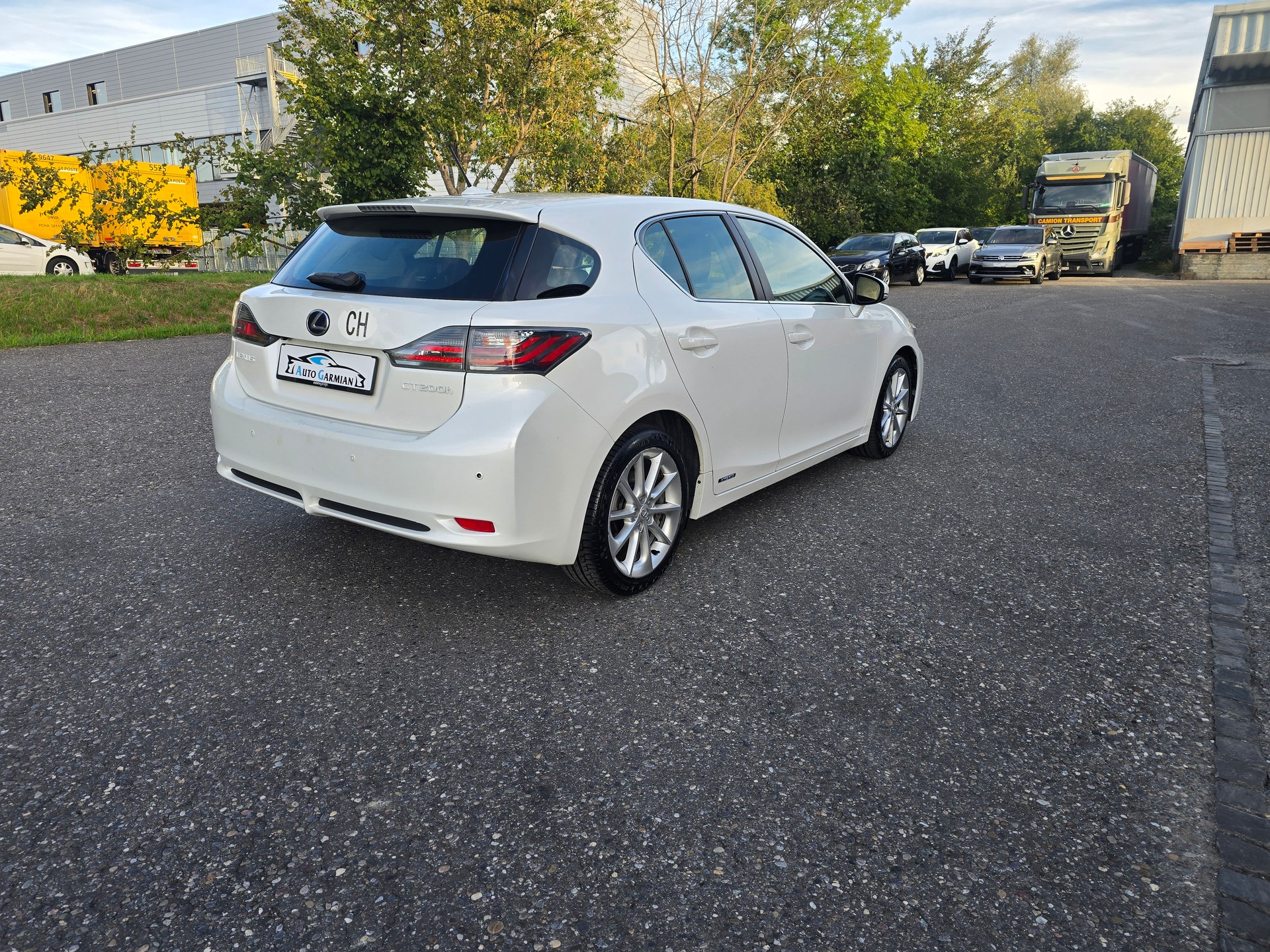 LEXUS CT 200h 1.8 excellence CVT-image-4