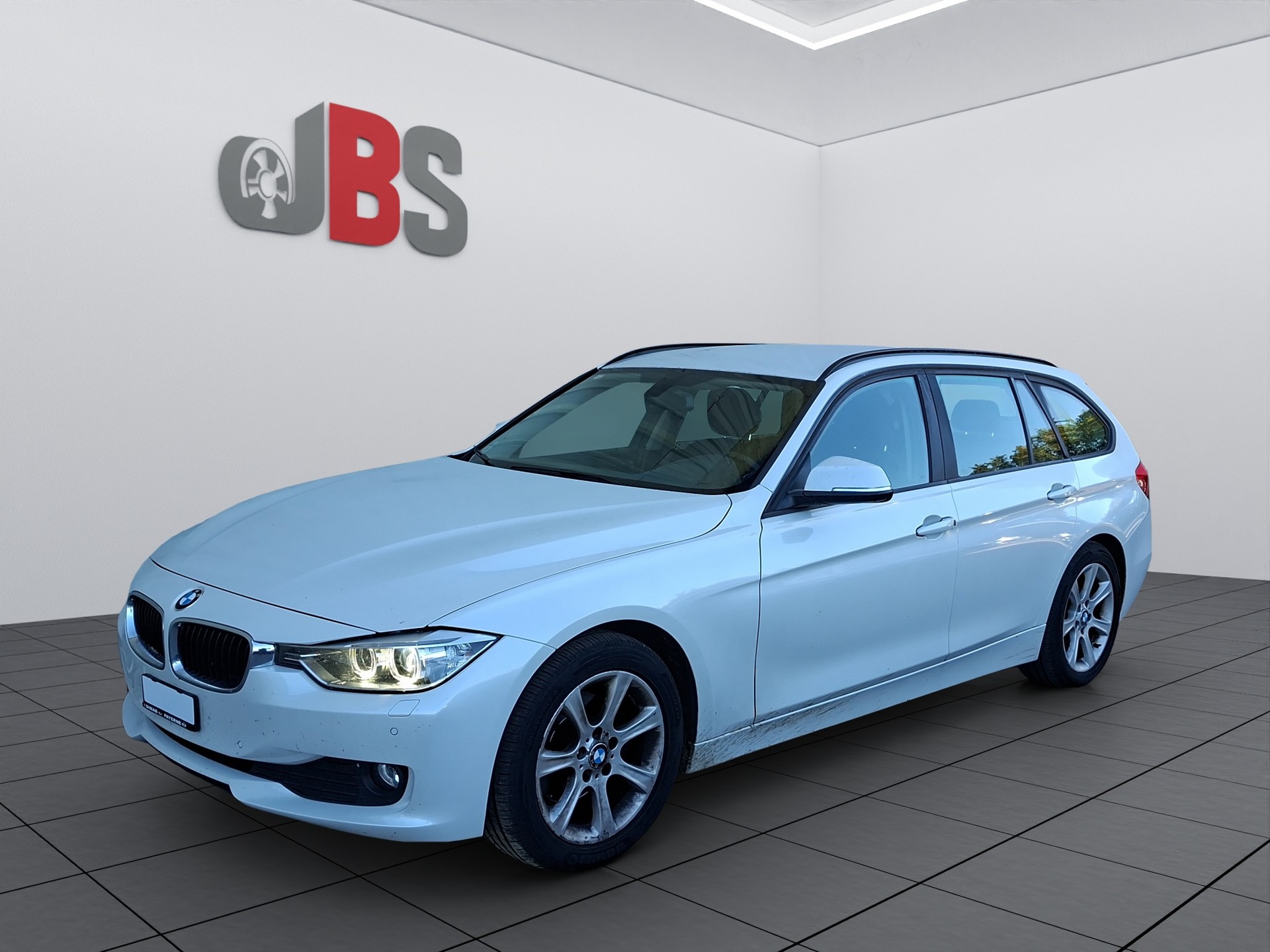 BMW 320d Touring Steptronic-image-0
