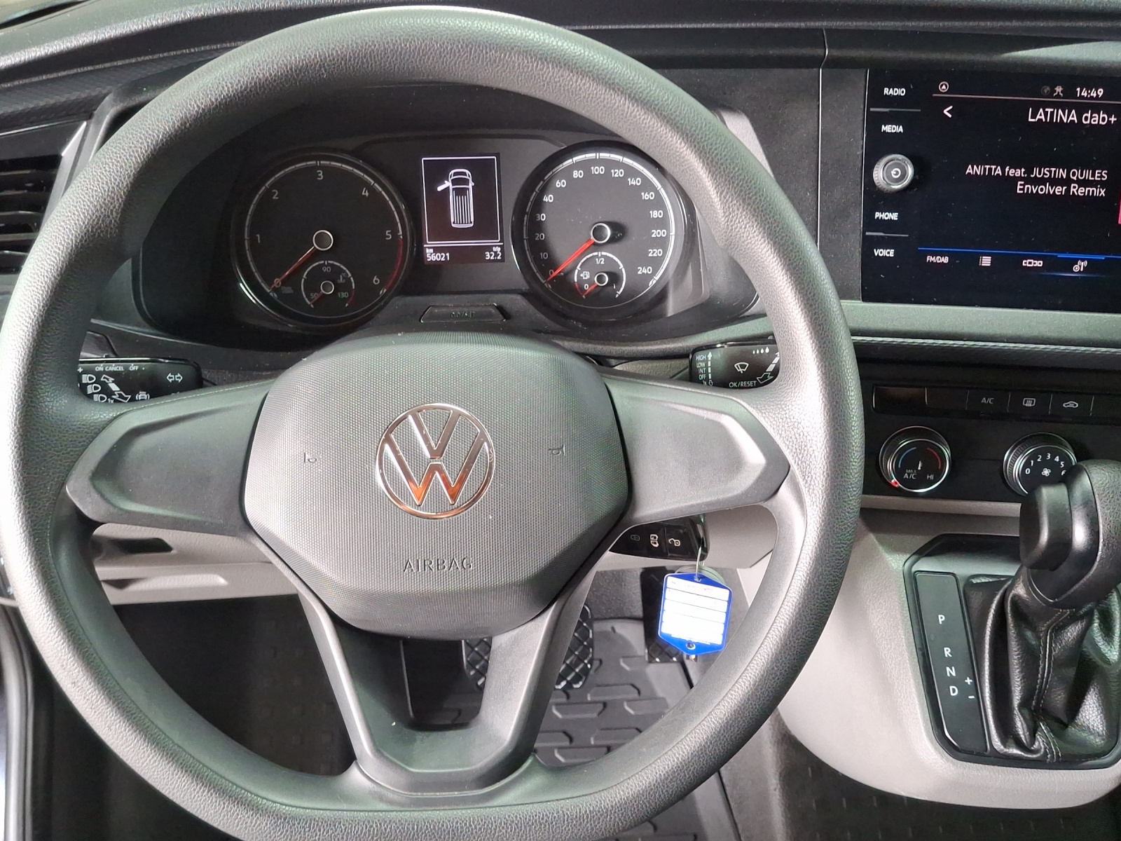VW T6.1 2.0 TDI DSG-image-8