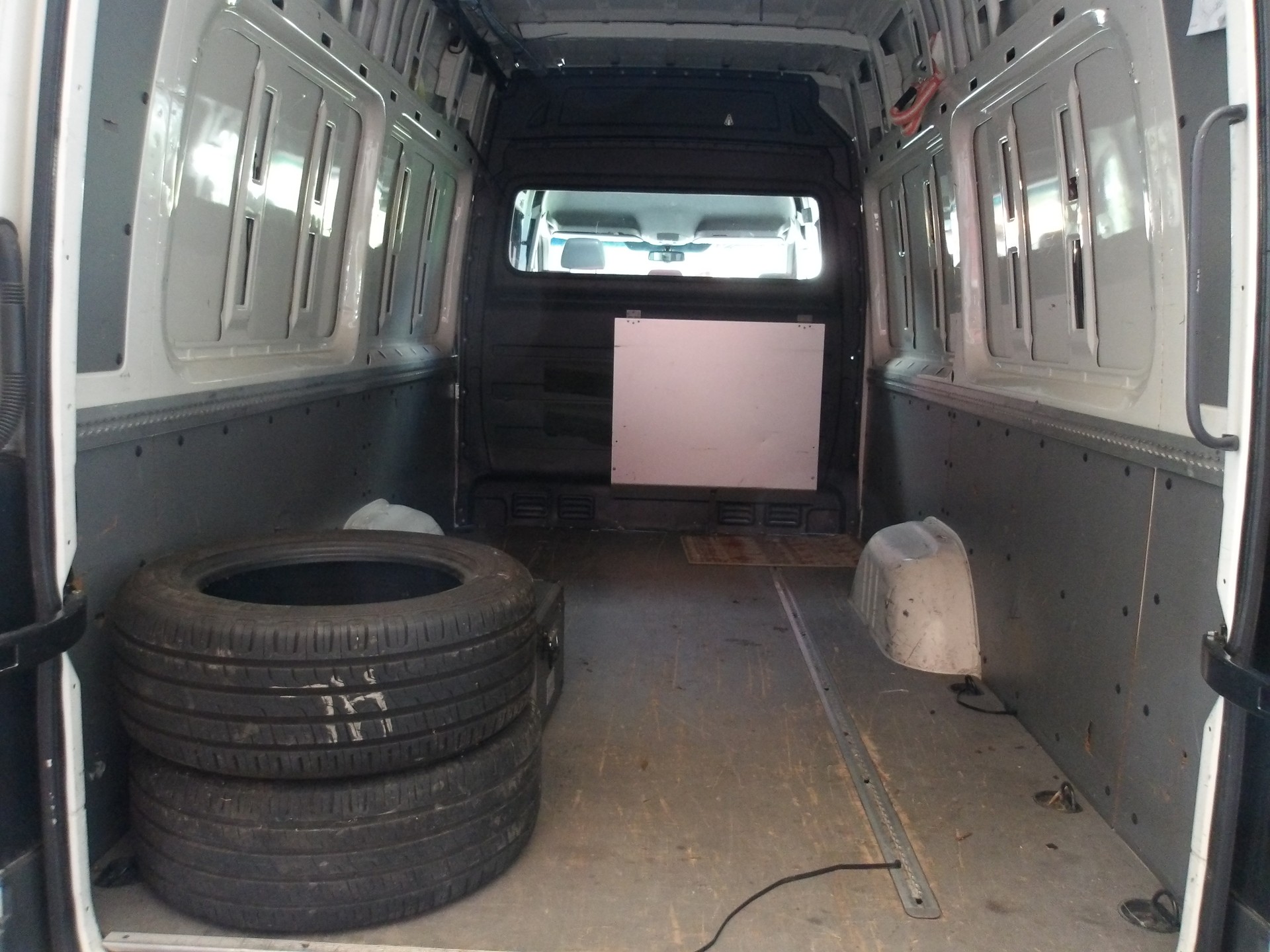 VW Crafter 35 2.5 BlueTDI 164 PS-image-8